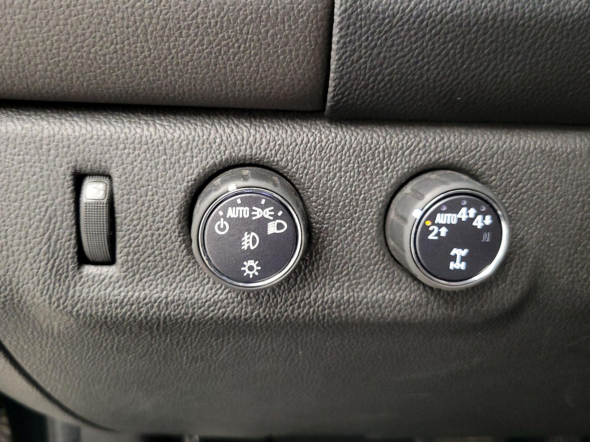 Thumbnail: 2018 GMC Canyon - 13