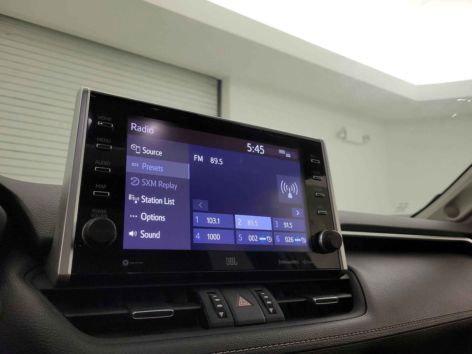 Thumbnail: 2022 Toyota RAV4 - 15