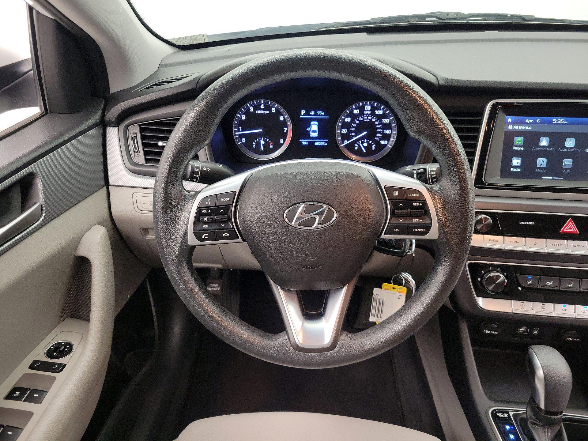 Thumbnail: 2019 Hyundai Sonata - 10
