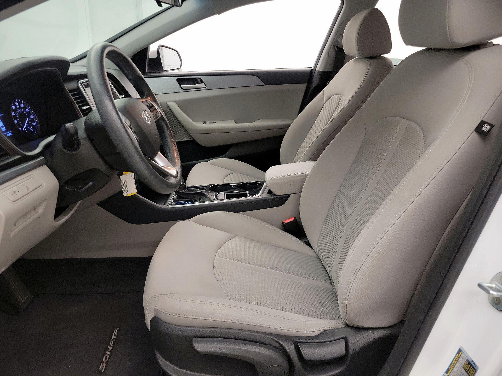 Thumbnail: 2019 Hyundai Sonata - 11