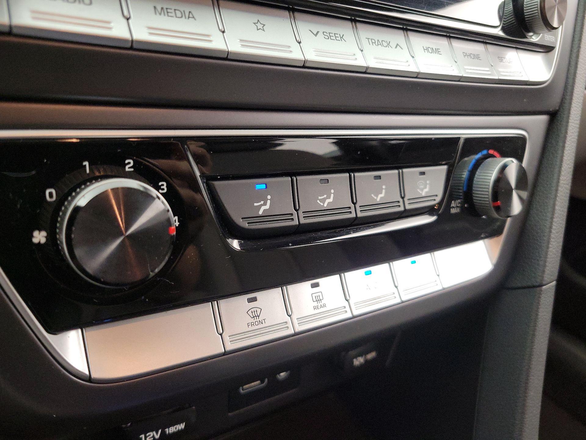 Thumbnail: 2019 Hyundai Sonata - 16