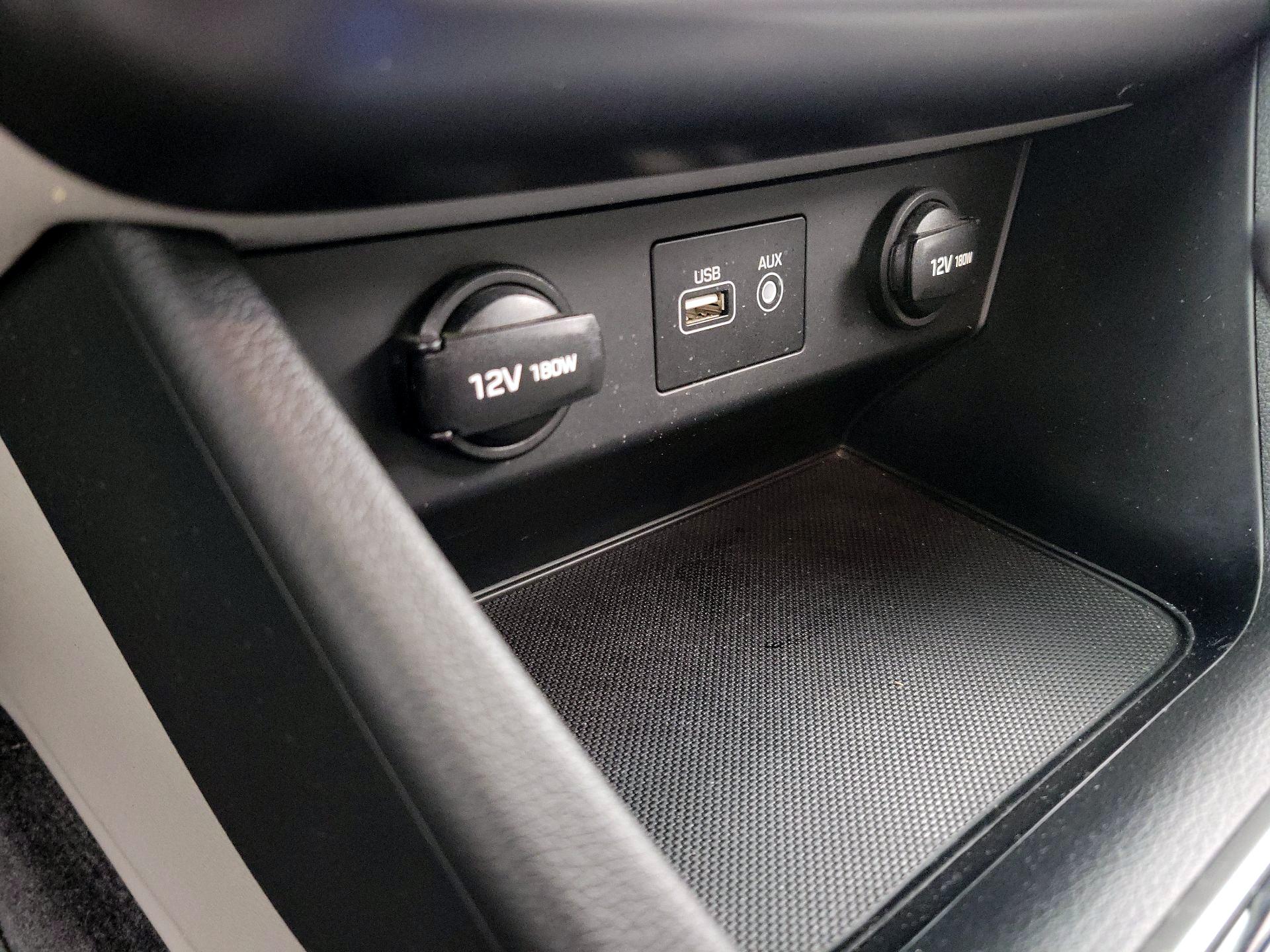 Thumbnail: 2019 Hyundai Sonata - 18