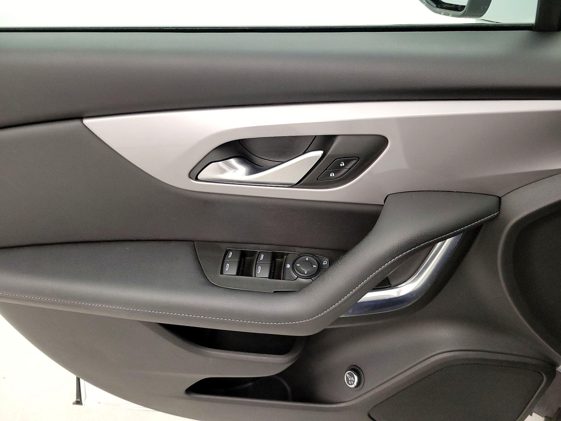 Thumbnail: 2022 Chevrolet Blazer - 12