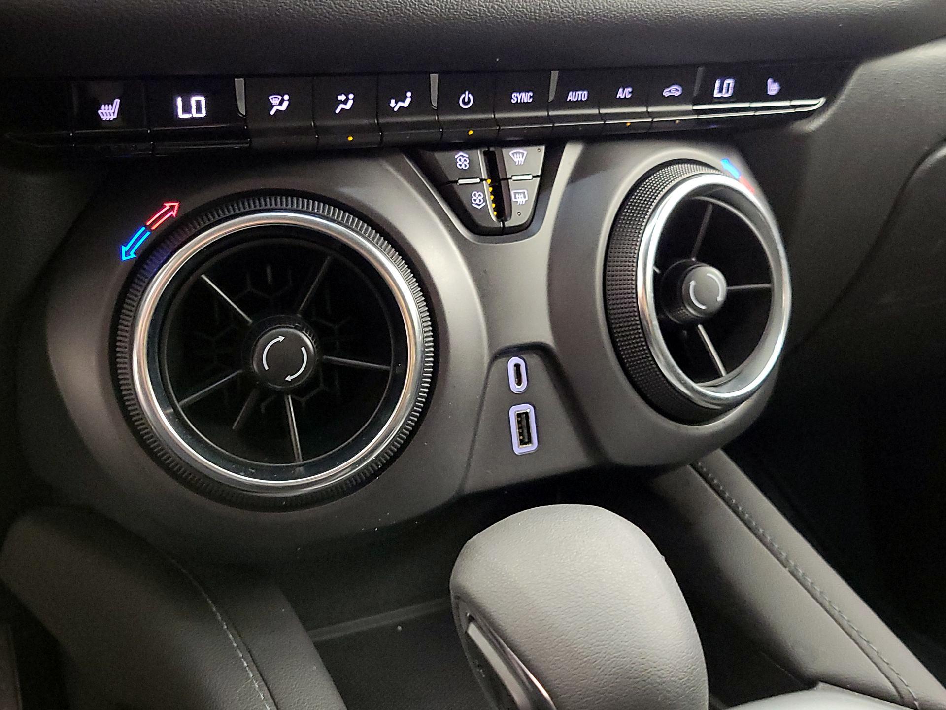 Thumbnail: 2022 Chevrolet Blazer - 16