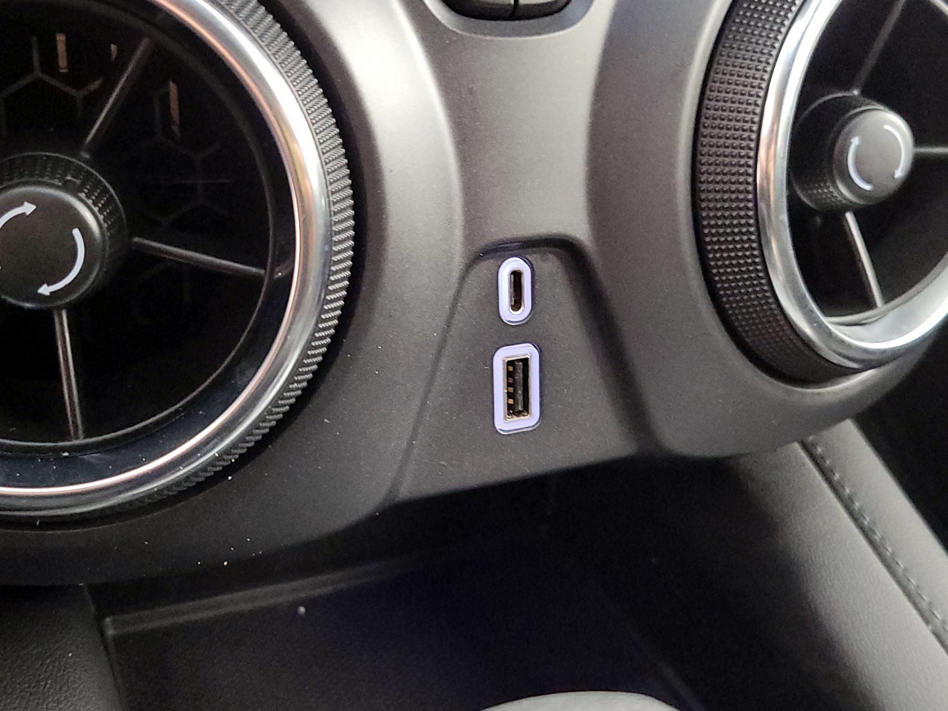 Thumbnail: 2022 Chevrolet Blazer - 18