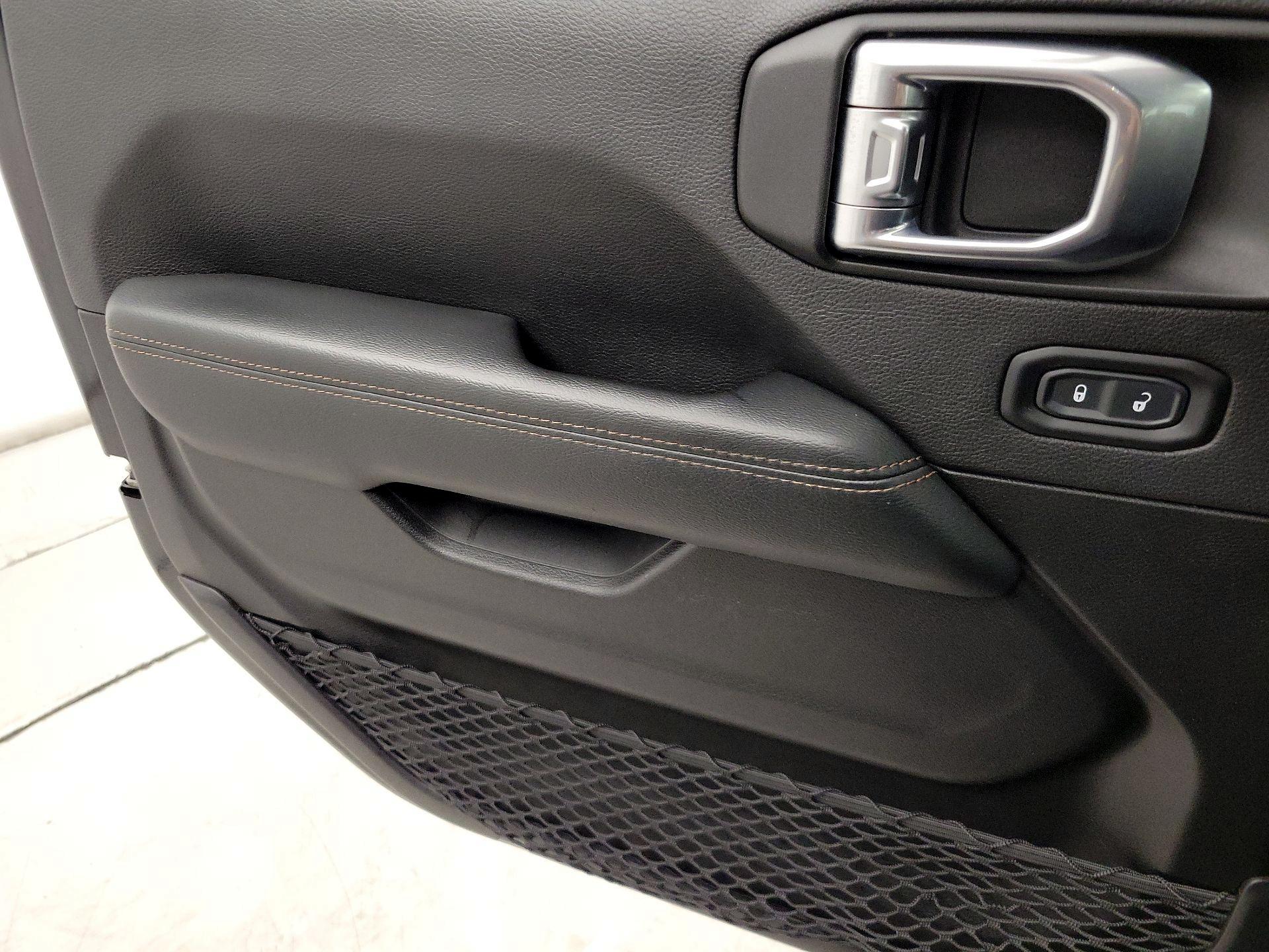 Thumbnail: 2021 Jeep Wrangler - 12