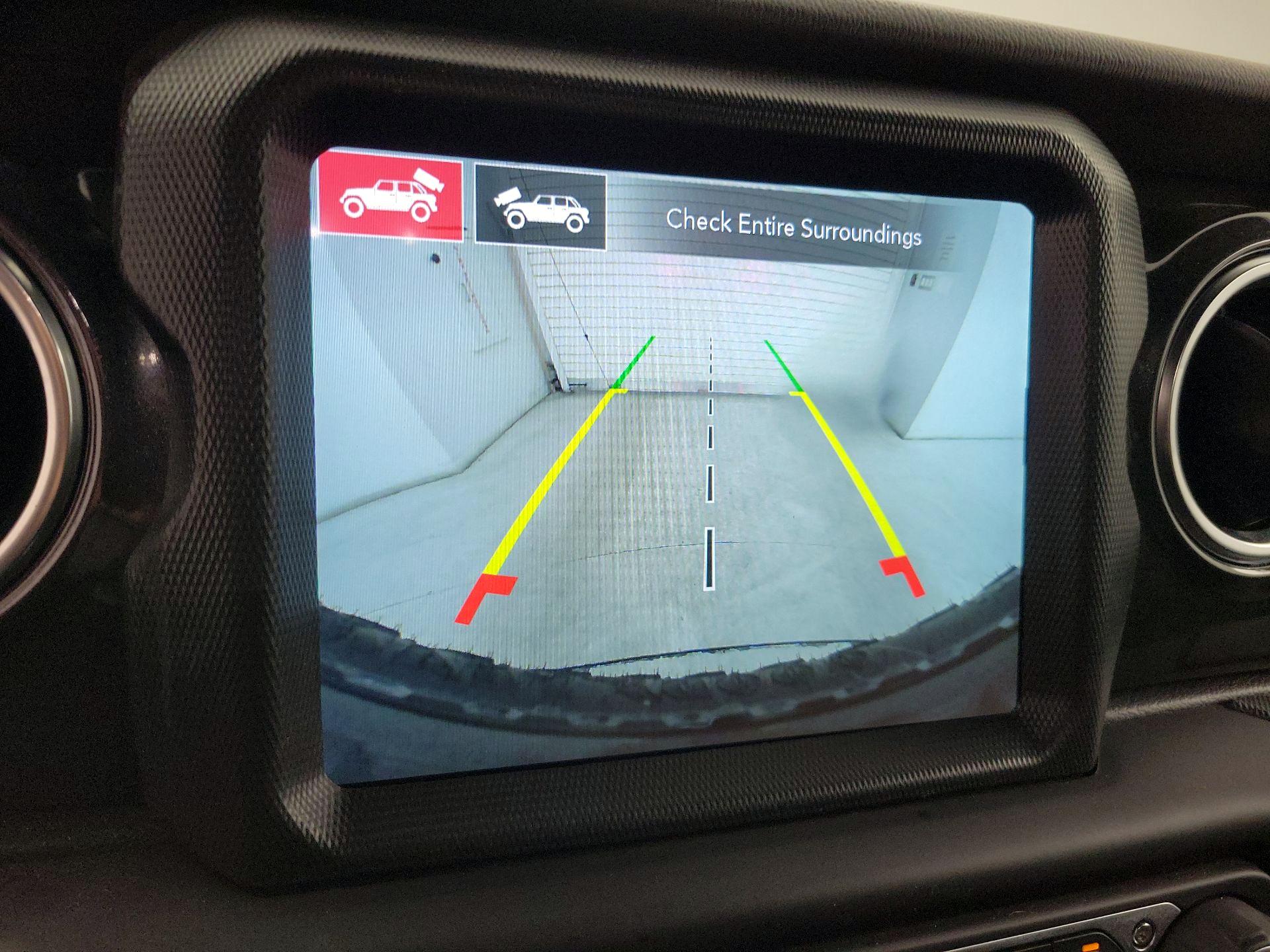 Thumbnail: 2021 Jeep Wrangler - 15