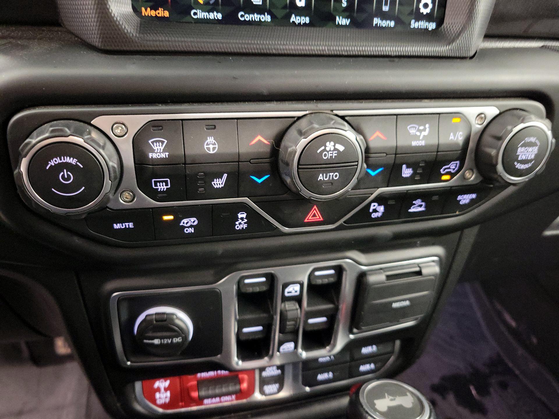 Thumbnail: 2021 Jeep Wrangler - 17