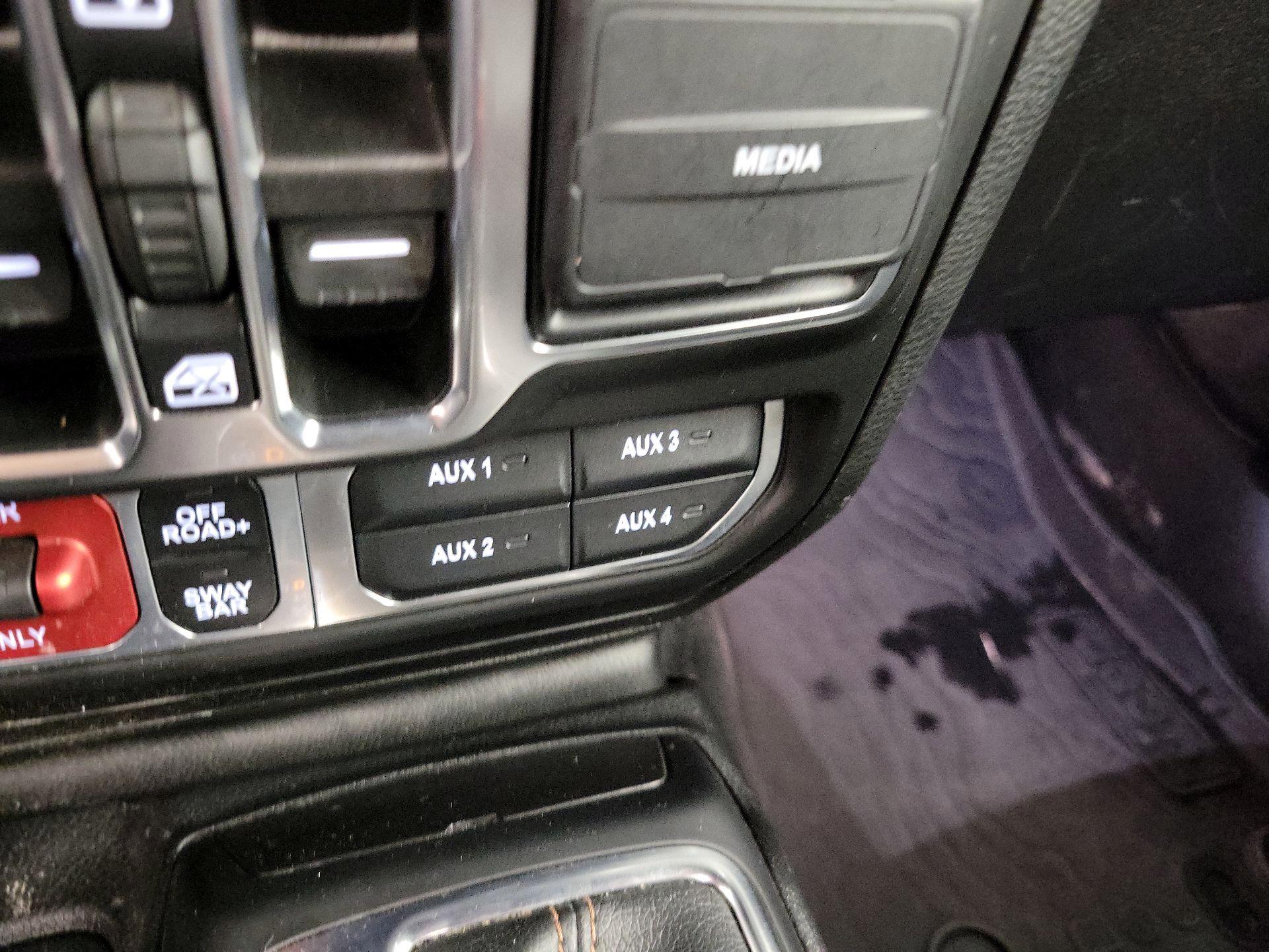 Thumbnail: 2021 Jeep Wrangler - 19