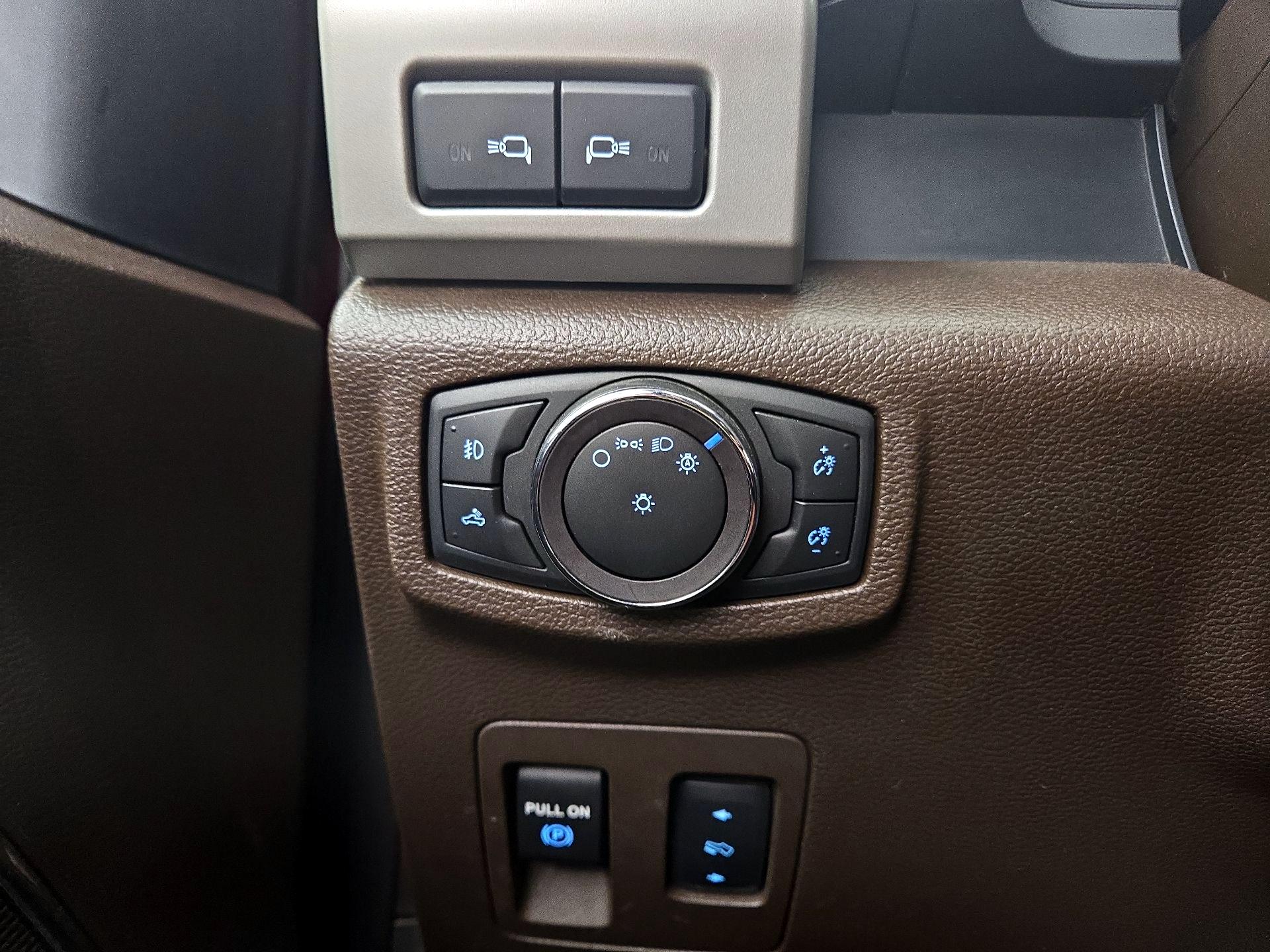 Thumbnail: 2019 Ford F-150 - 13