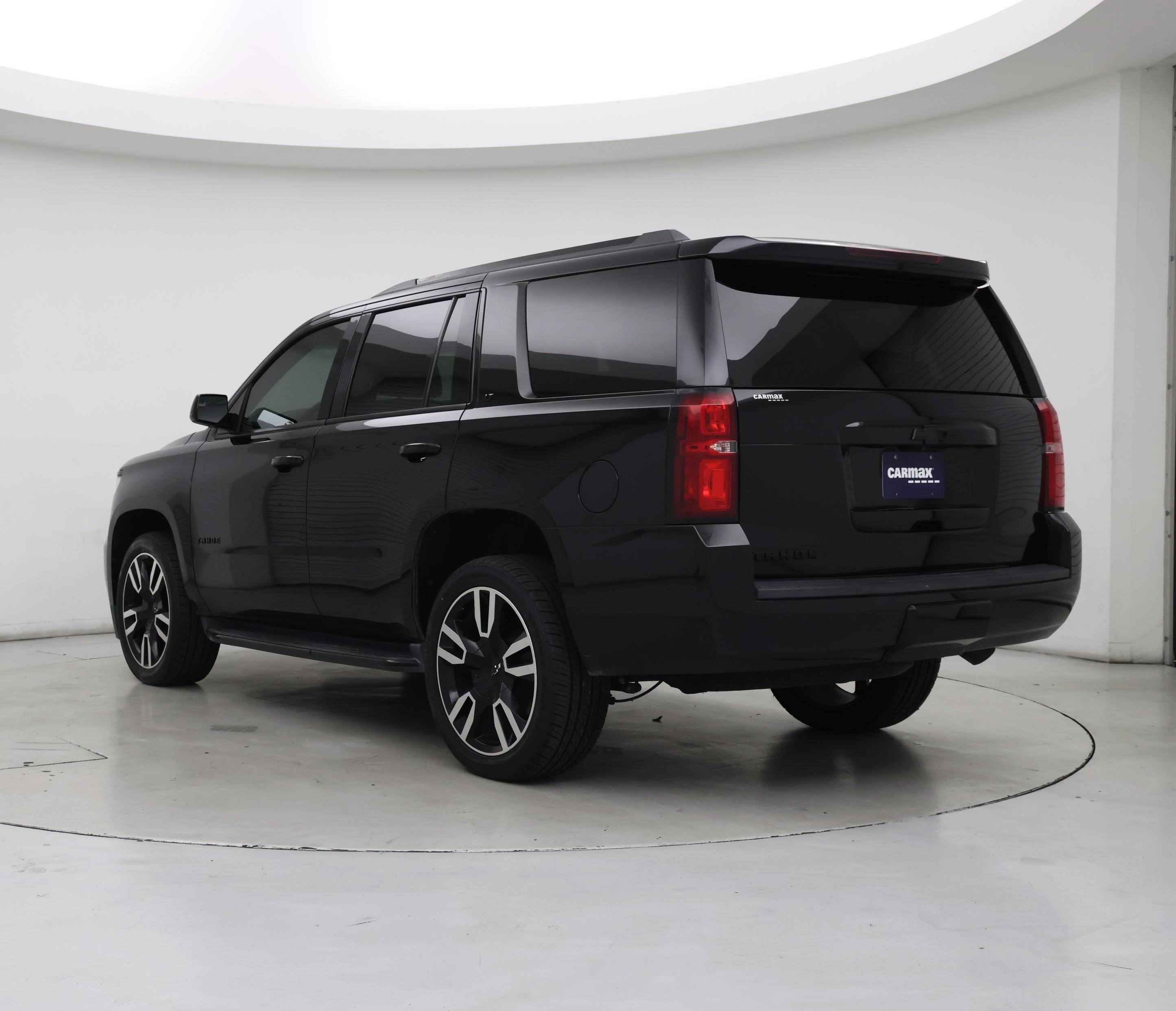 Thumbnail: 2018 Chevrolet Tahoe - 2
