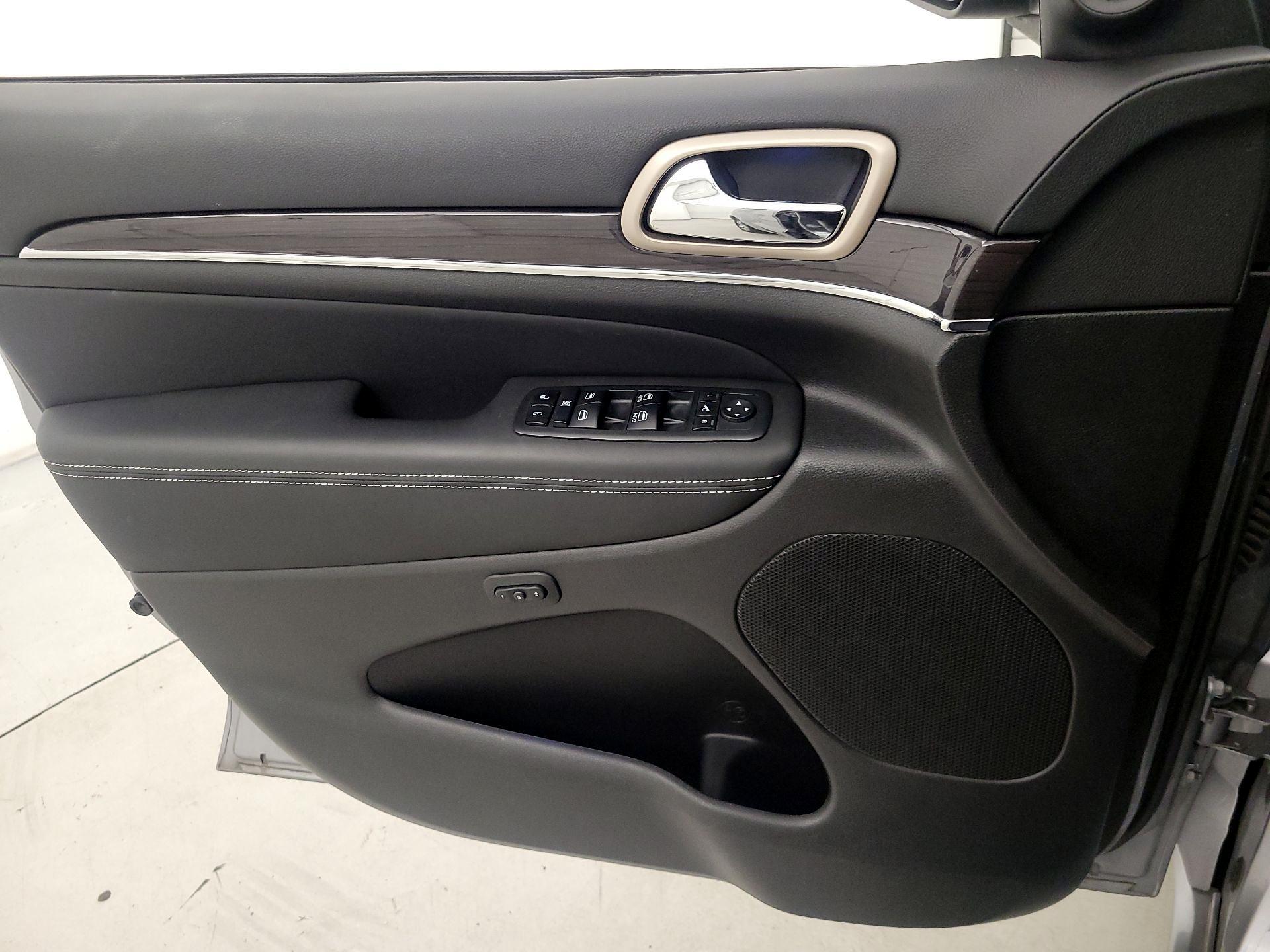 Thumbnail: 2014 Jeep Grand Cherokee - 12