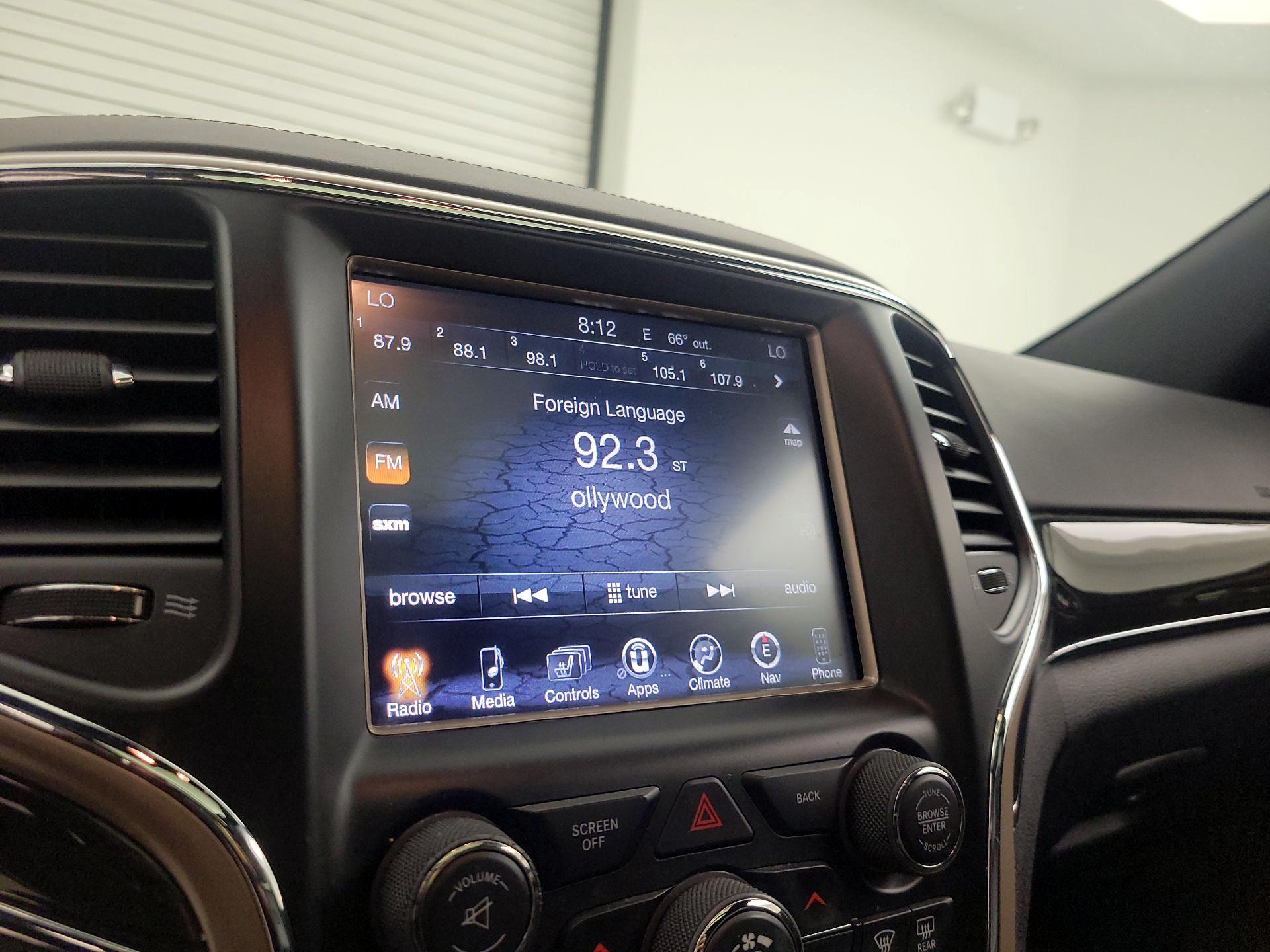 Thumbnail: 2014 Jeep Grand Cherokee - 16