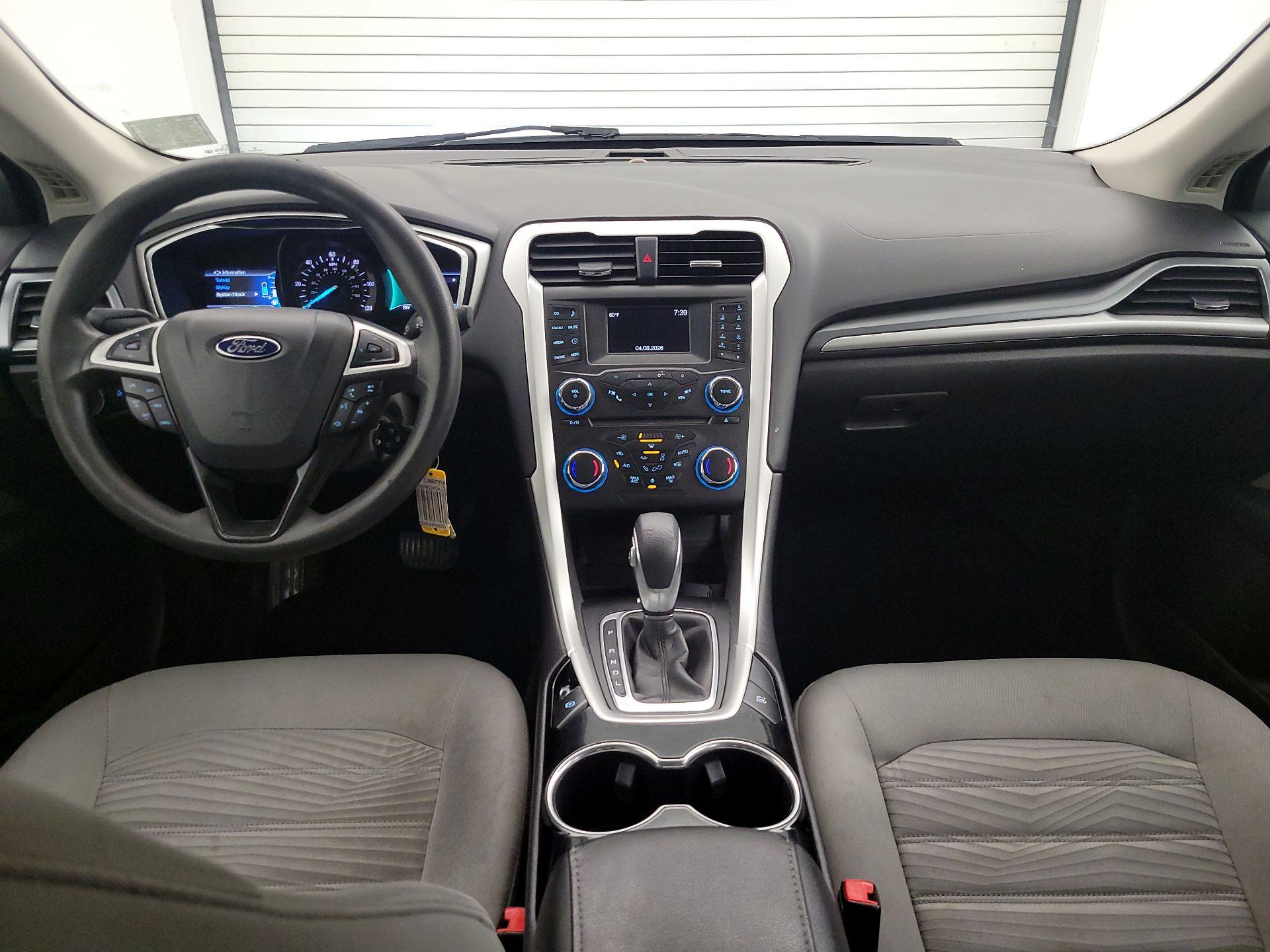 Thumbnail: 2016 Ford Fusion - 9