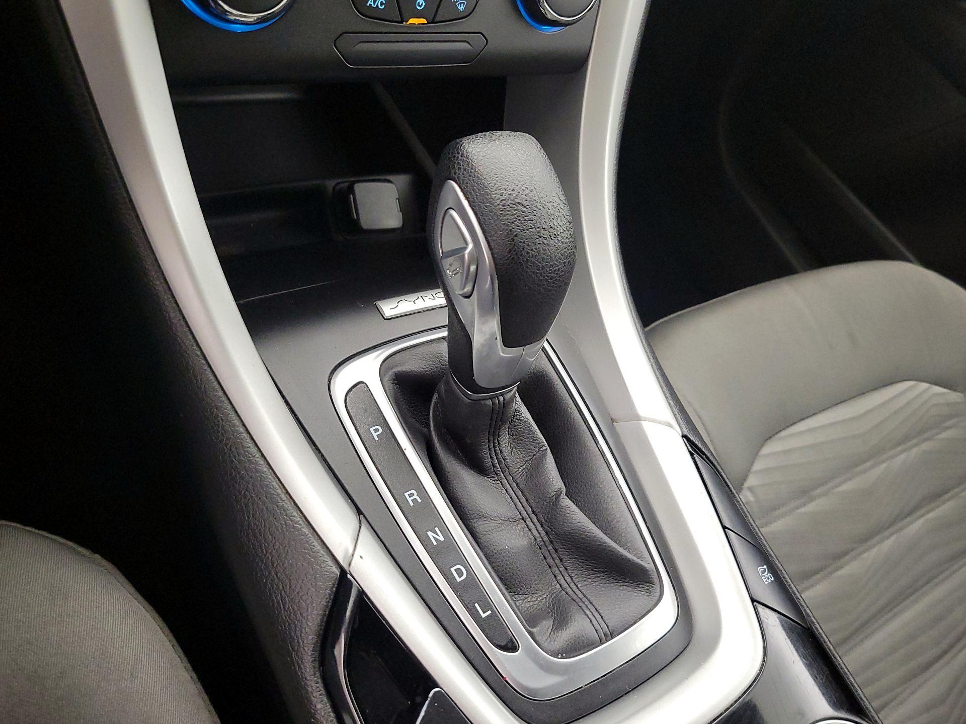 Thumbnail: 2016 Ford Fusion - 17