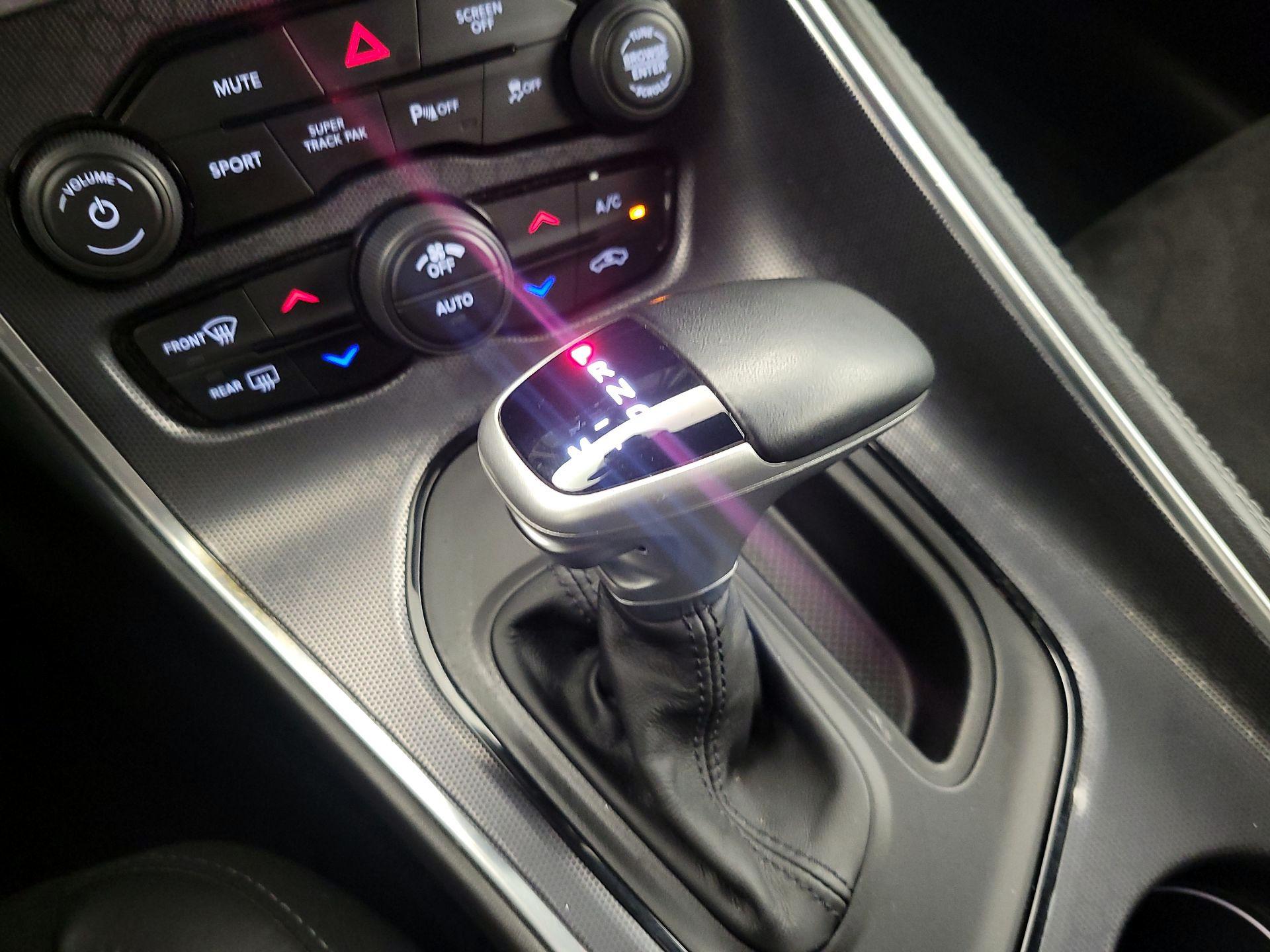 Thumbnail: 2018 Dodge Challenger - 17