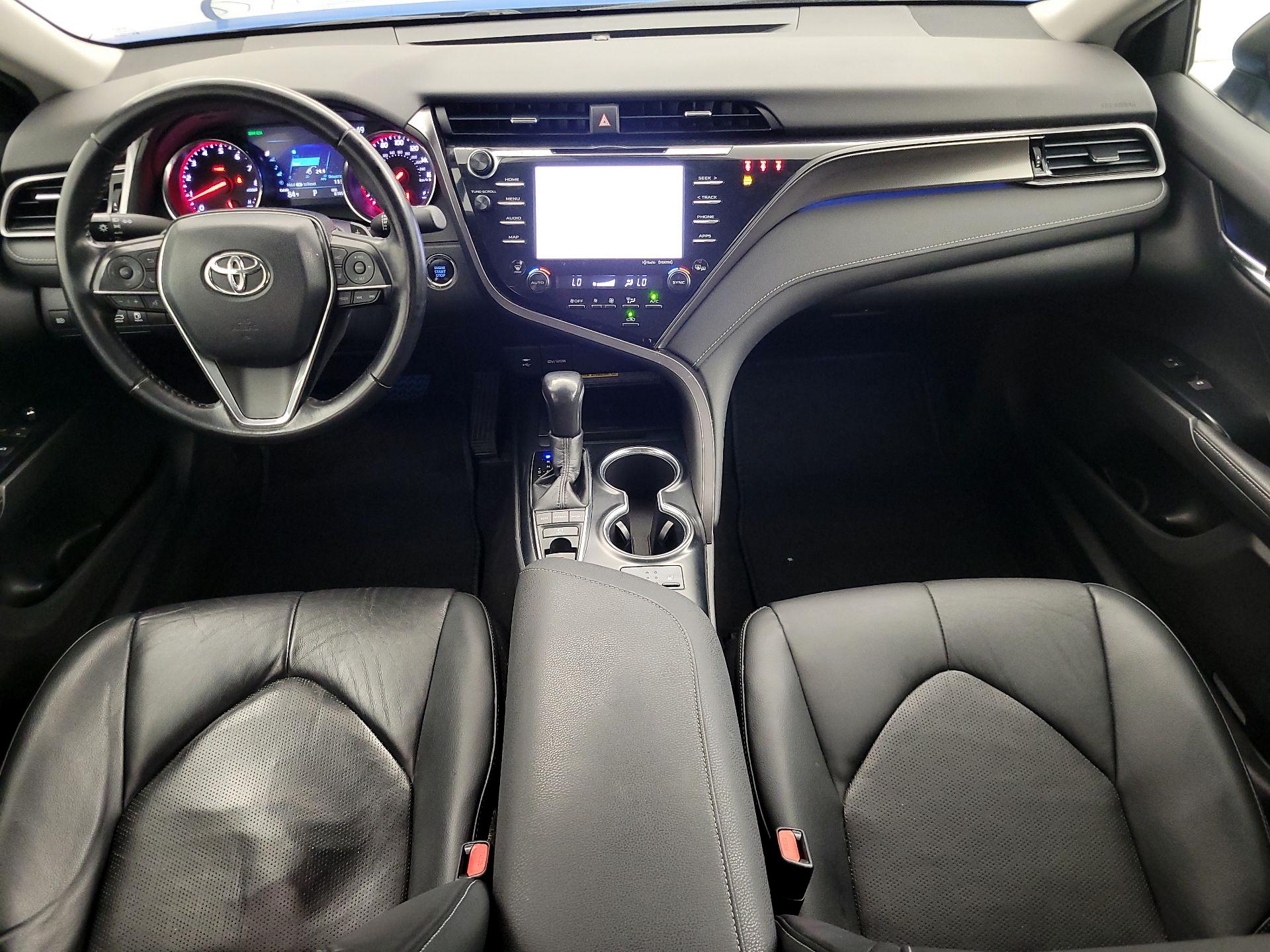 Thumbnail: 2019 Toyota Camry - 9