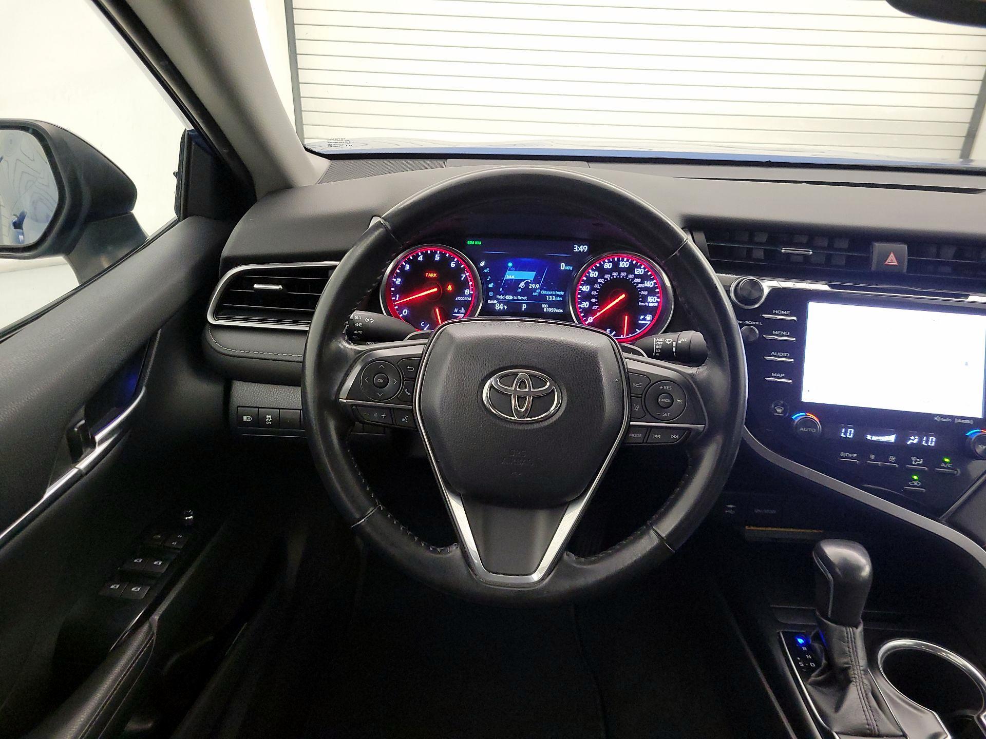 Thumbnail: 2019 Toyota Camry - 10