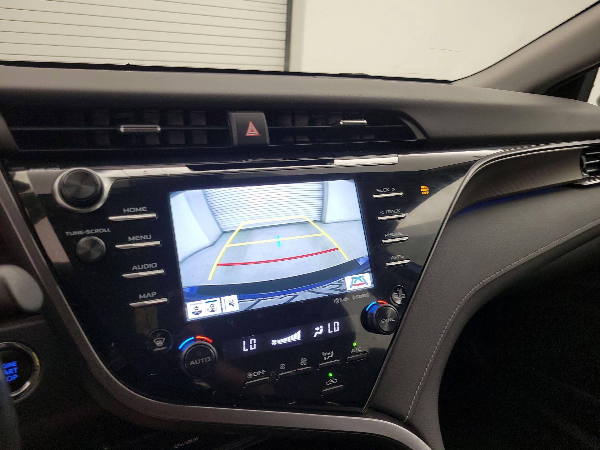 Thumbnail: 2019 Toyota Camry - 14