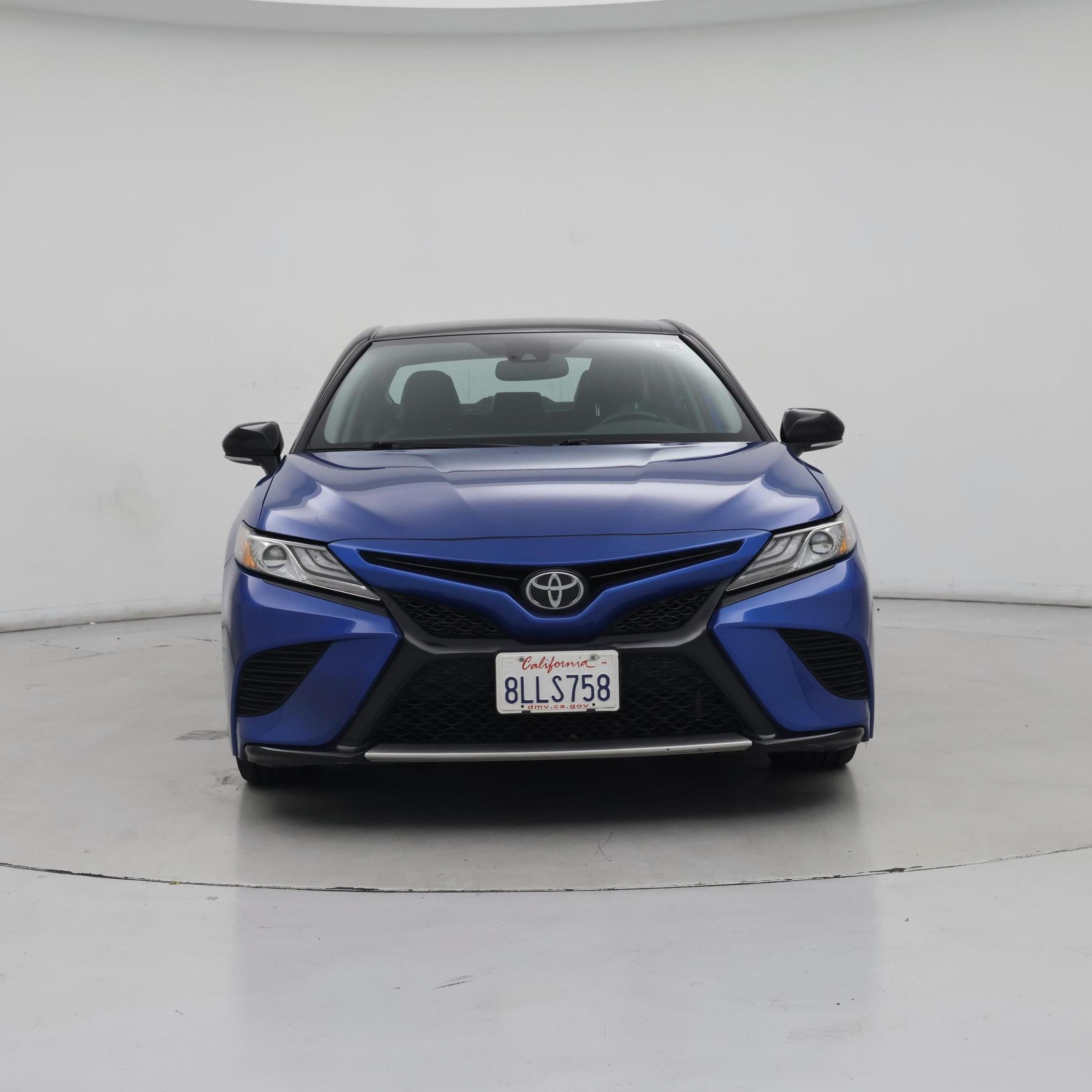 Thumbnail: 2019 Toyota Camry - 5