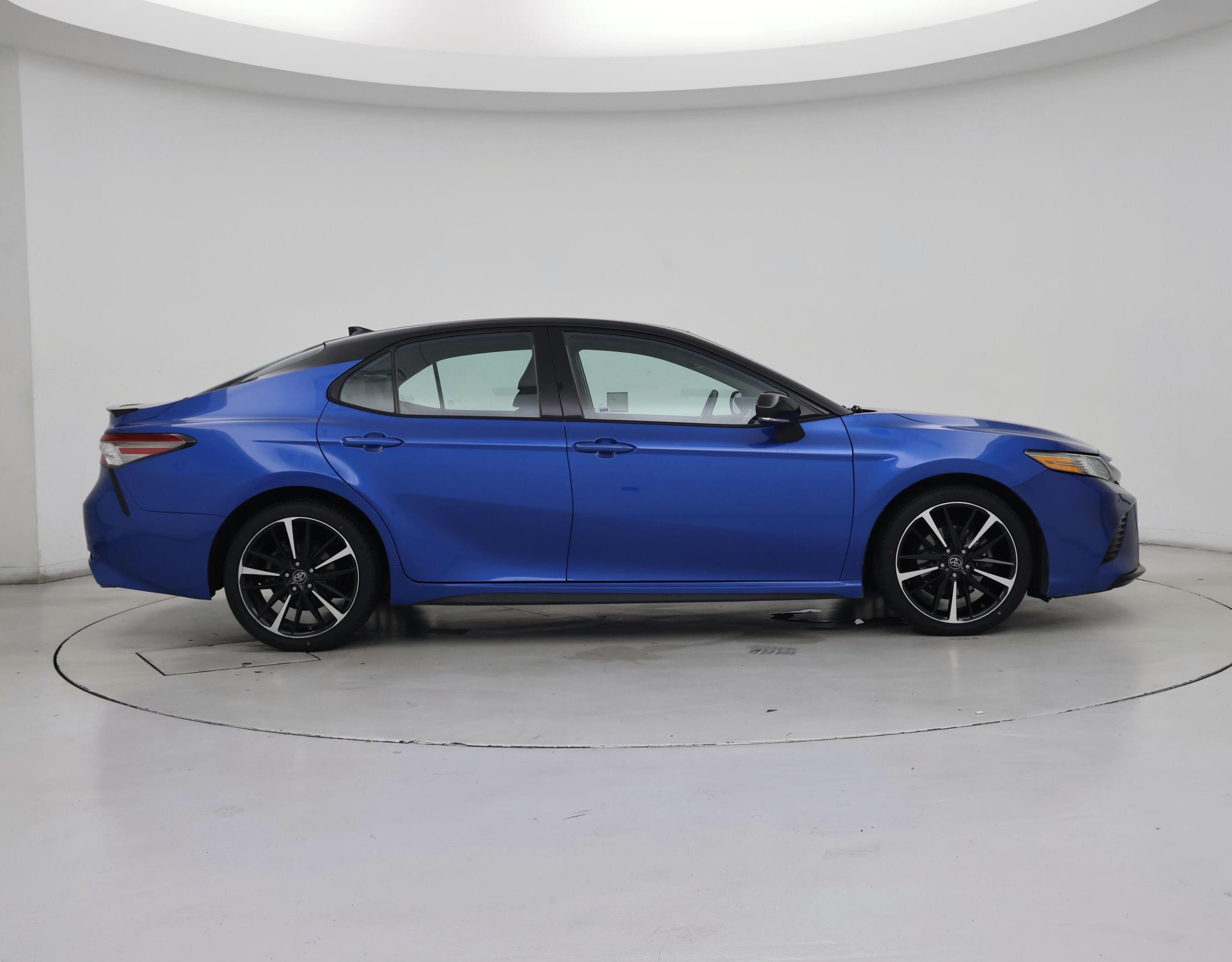 Thumbnail: 2019 Toyota Camry - 7