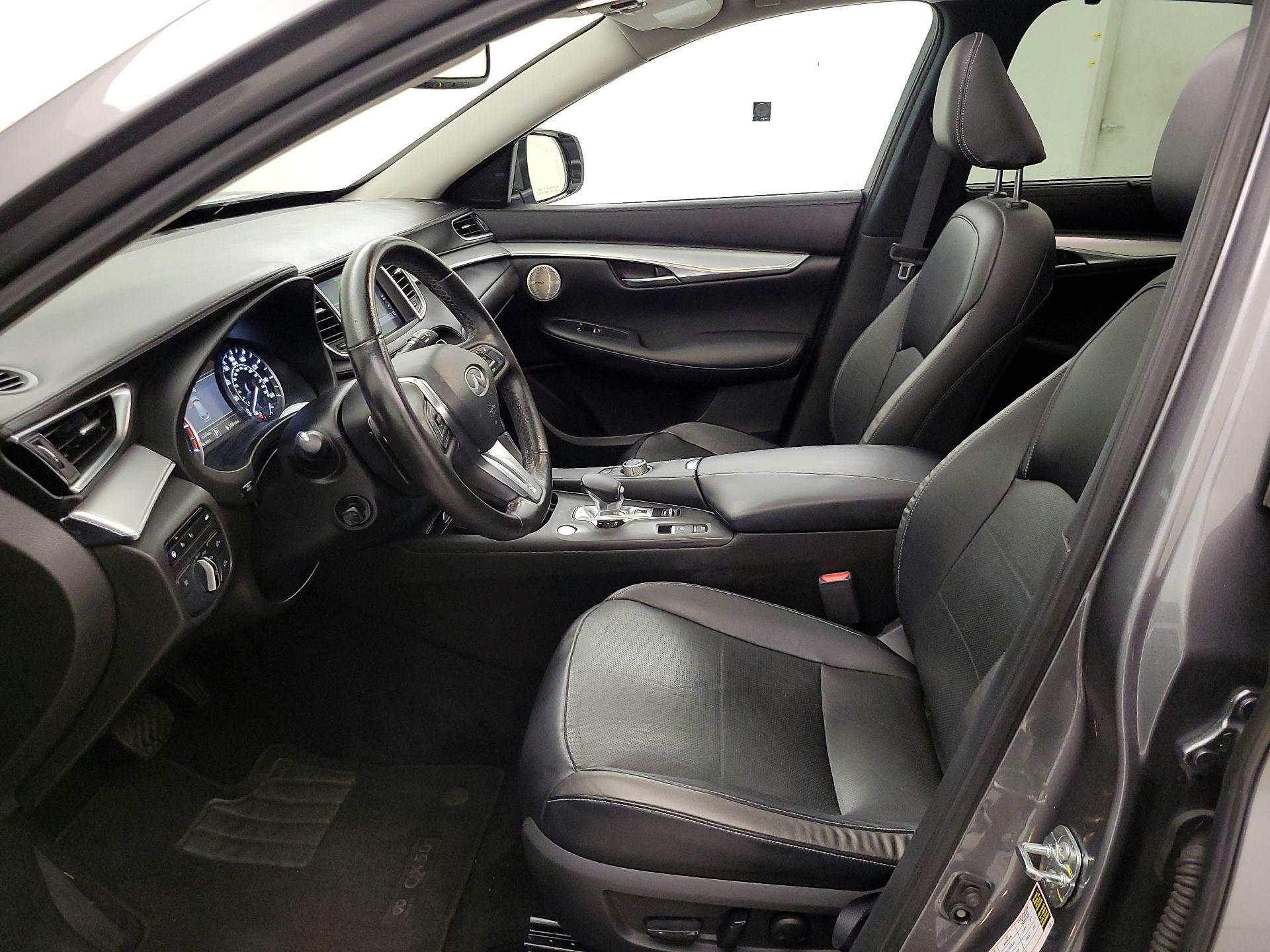 Thumbnail: 2021 INFINITI QX50 - 11