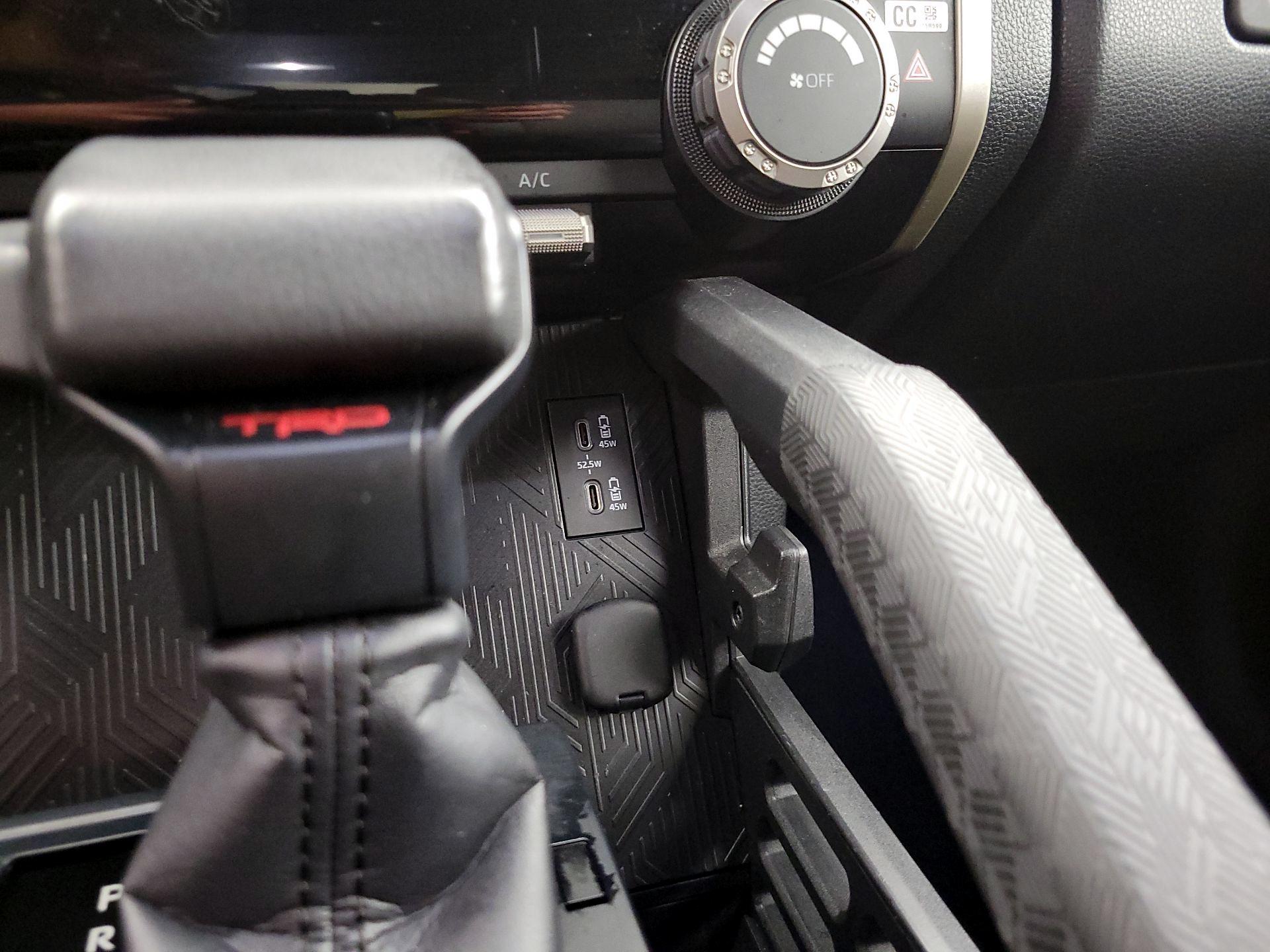 Thumbnail: 2025 Toyota Tacoma - 18