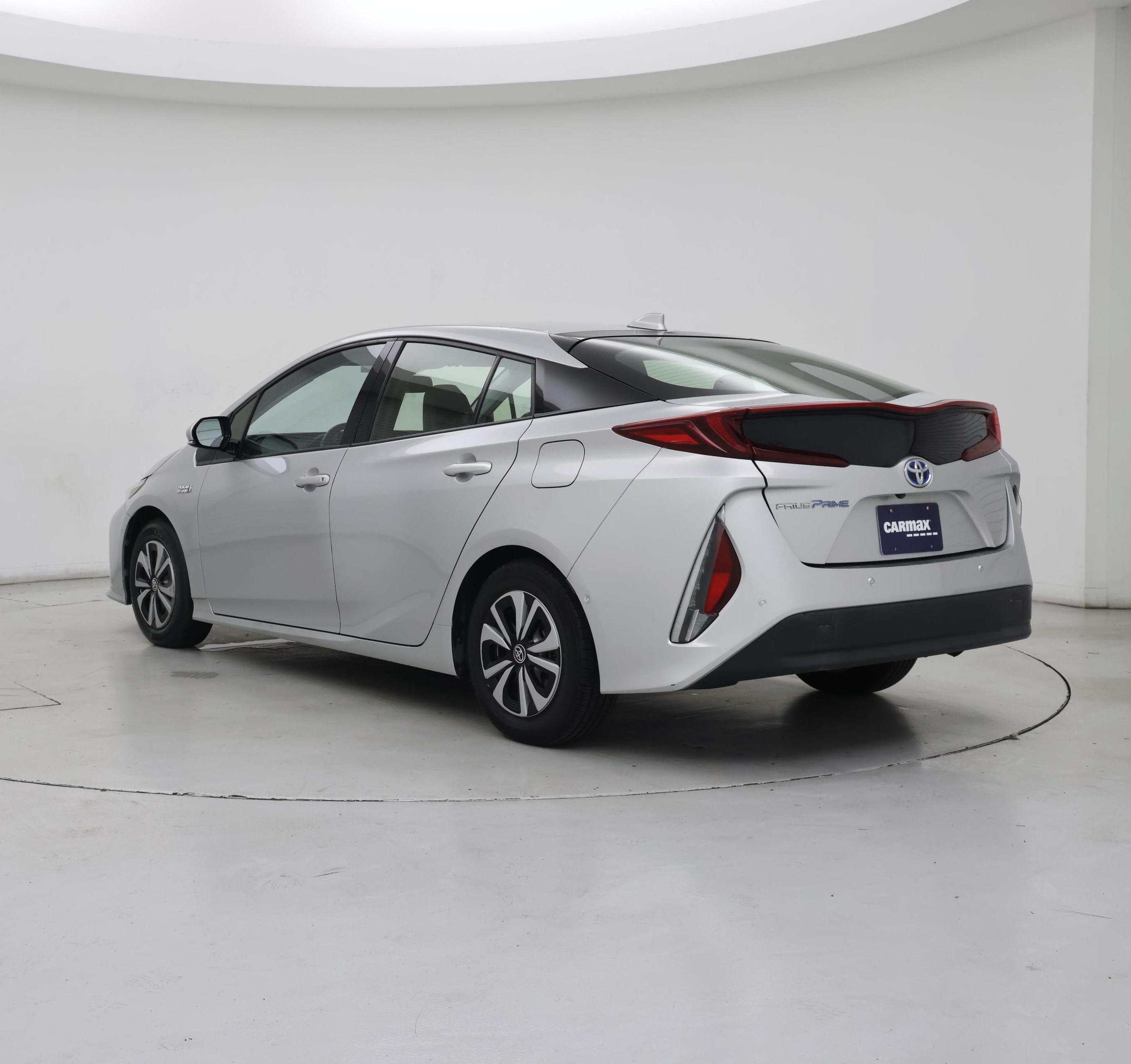Thumbnail: 2017 Toyota Prius Prime - 2