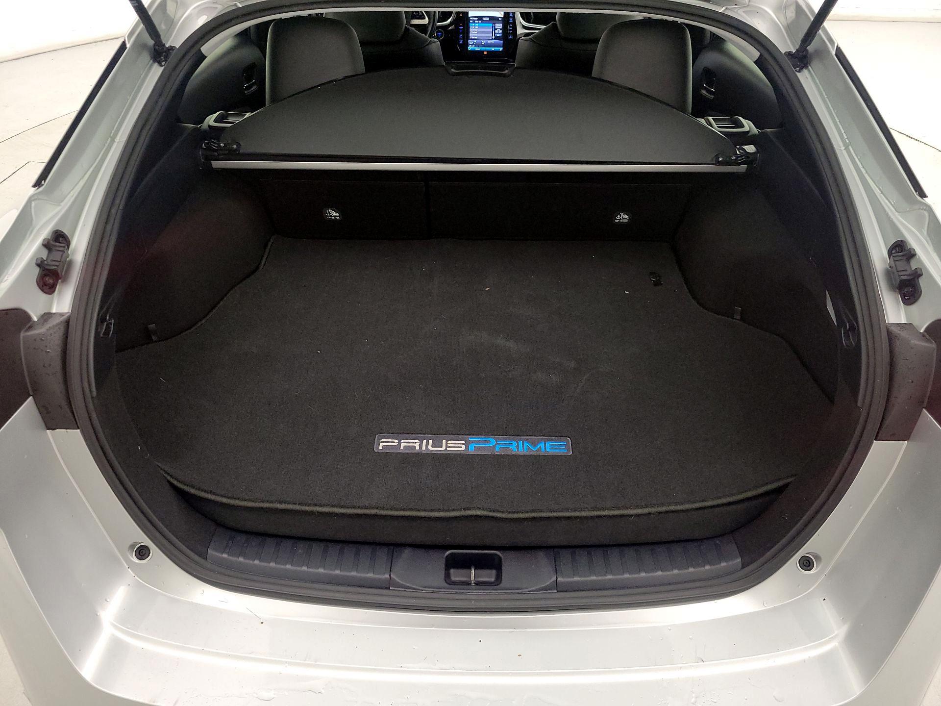 Thumbnail: 2017 Toyota Prius Prime - 20