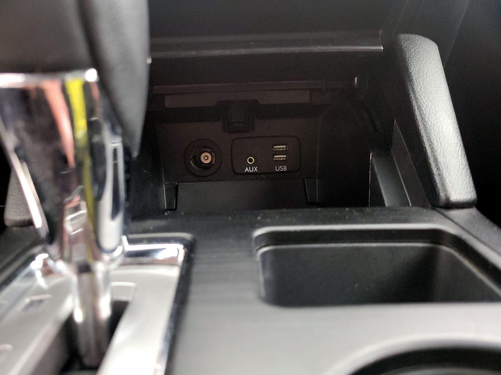 Thumbnail: 2015 Subaru Outback - 18