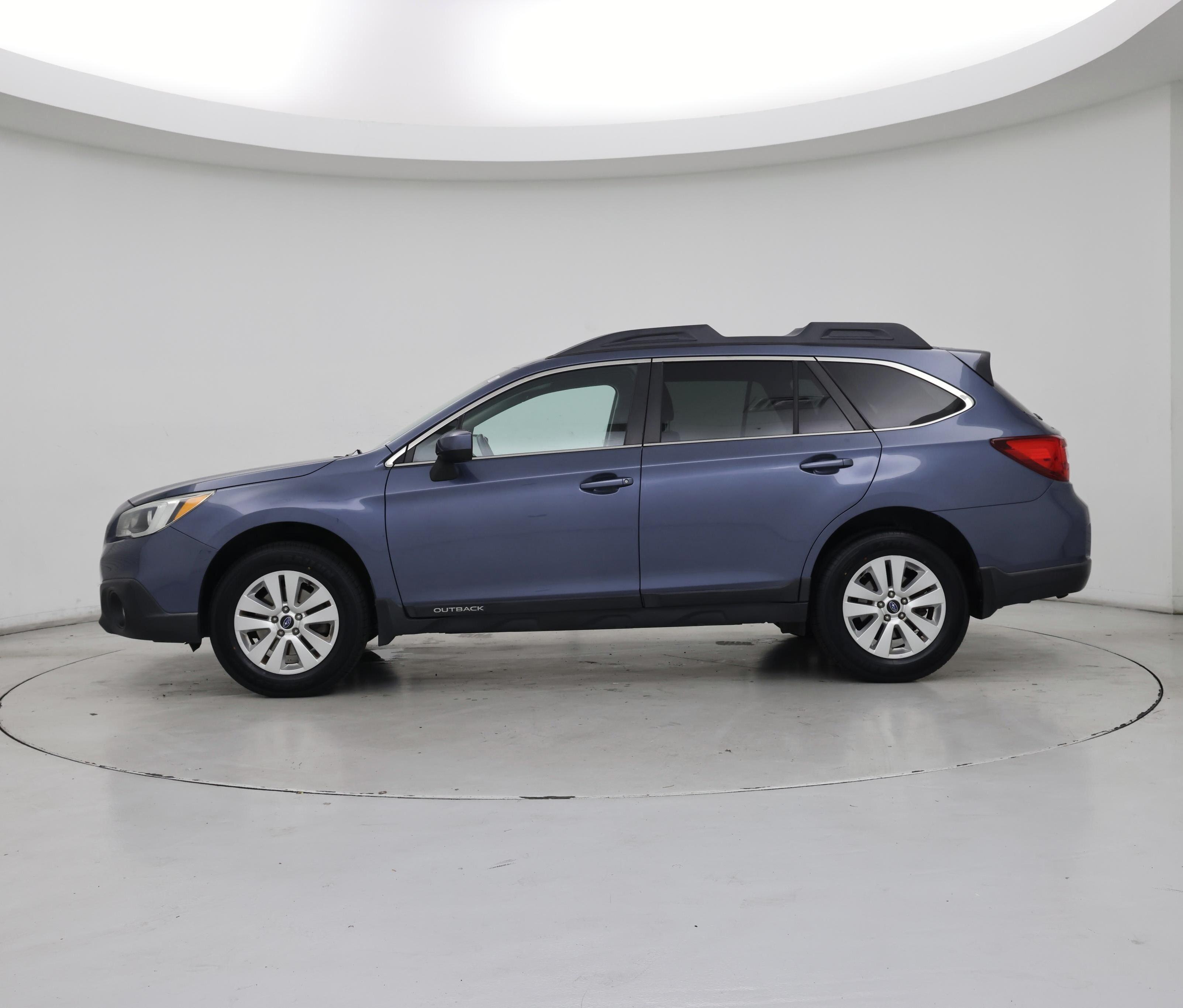Thumbnail: 2015 Subaru Outback - 3