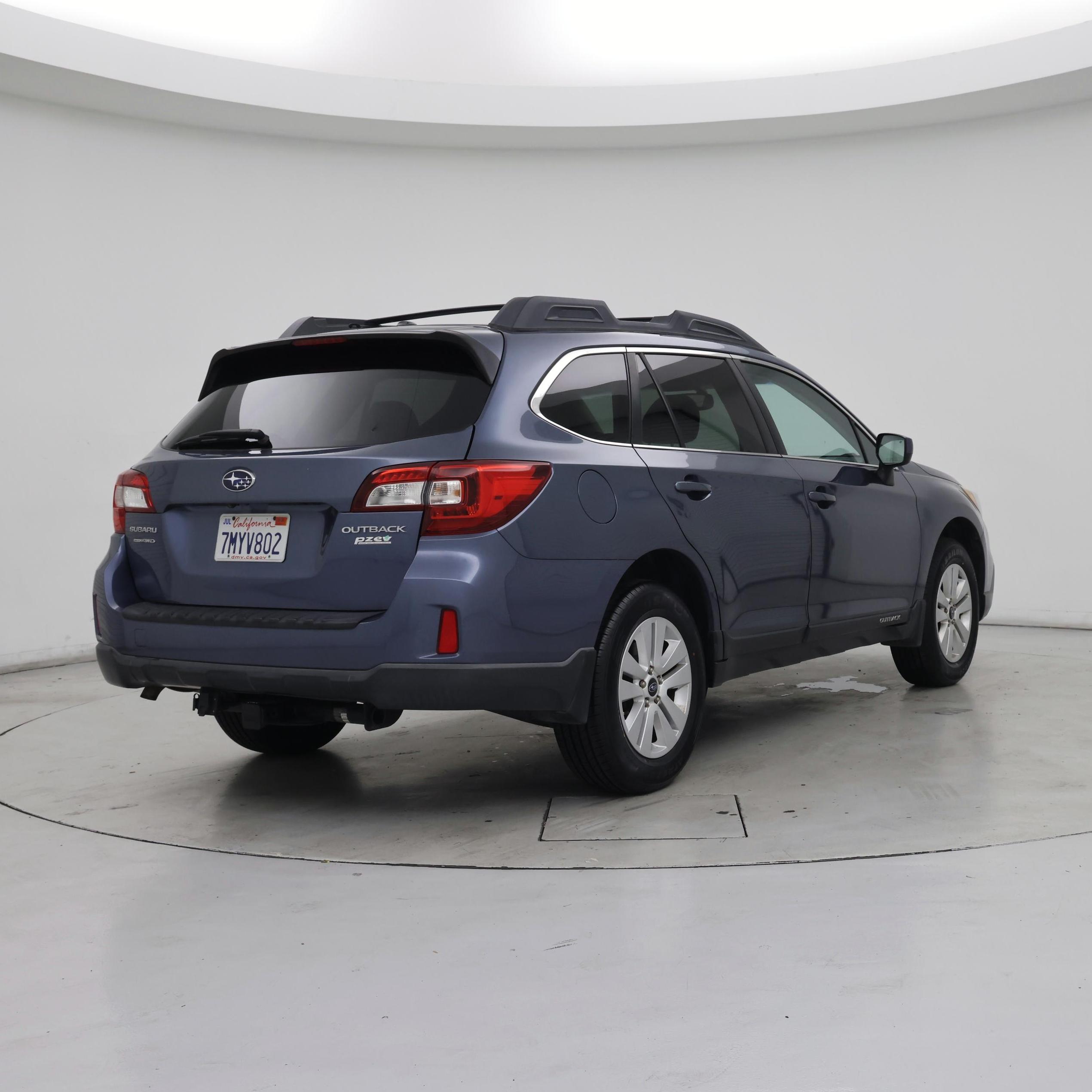 Thumbnail: 2015 Subaru Outback - 8