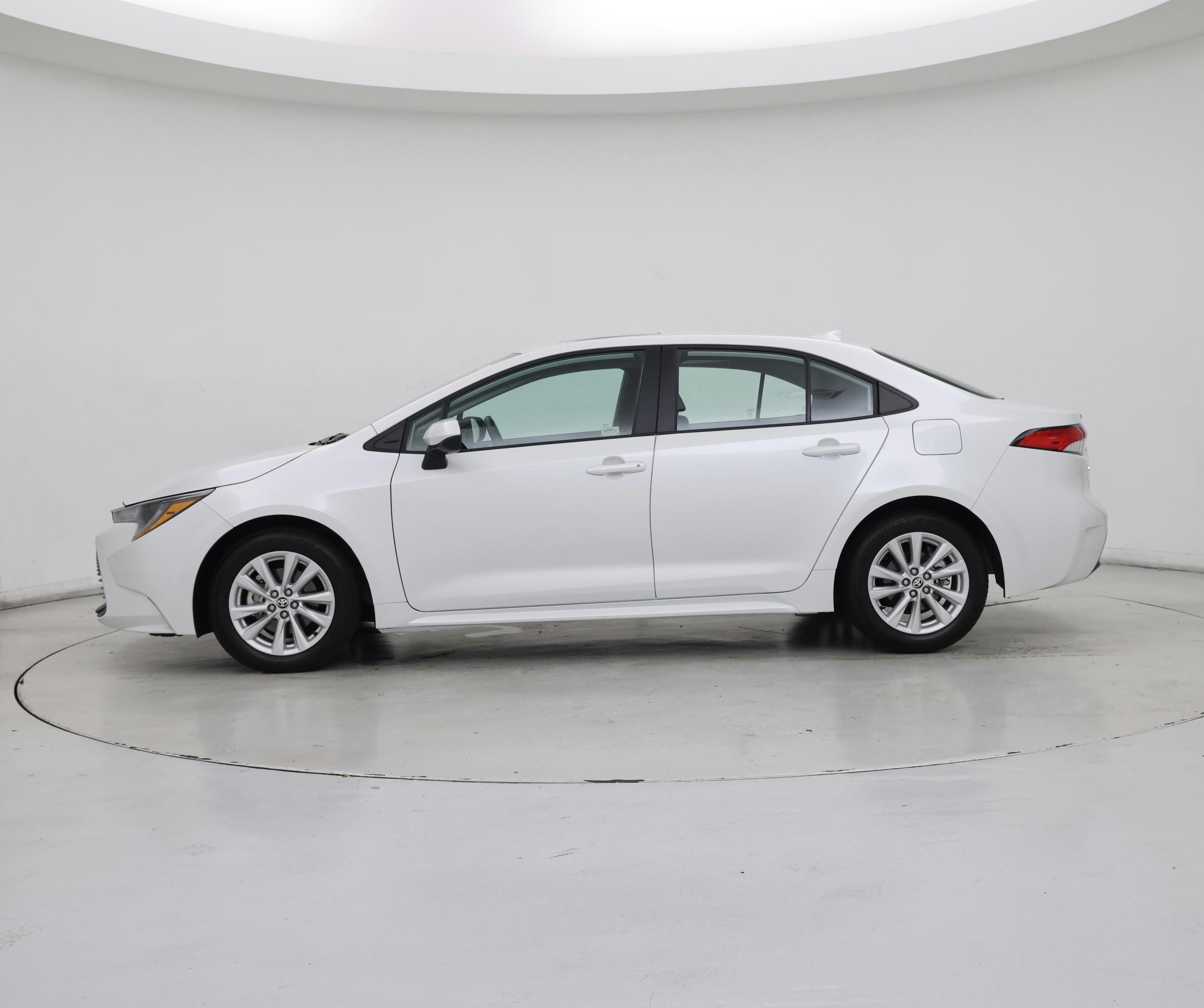 Thumbnail: 2024 Toyota Corolla - 3