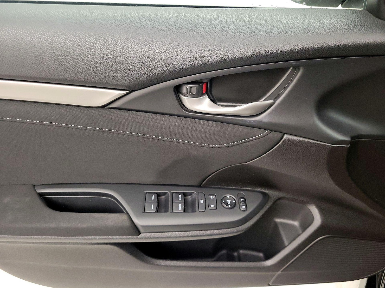 2021 Honda Civic Hatchback EX - Photo 13