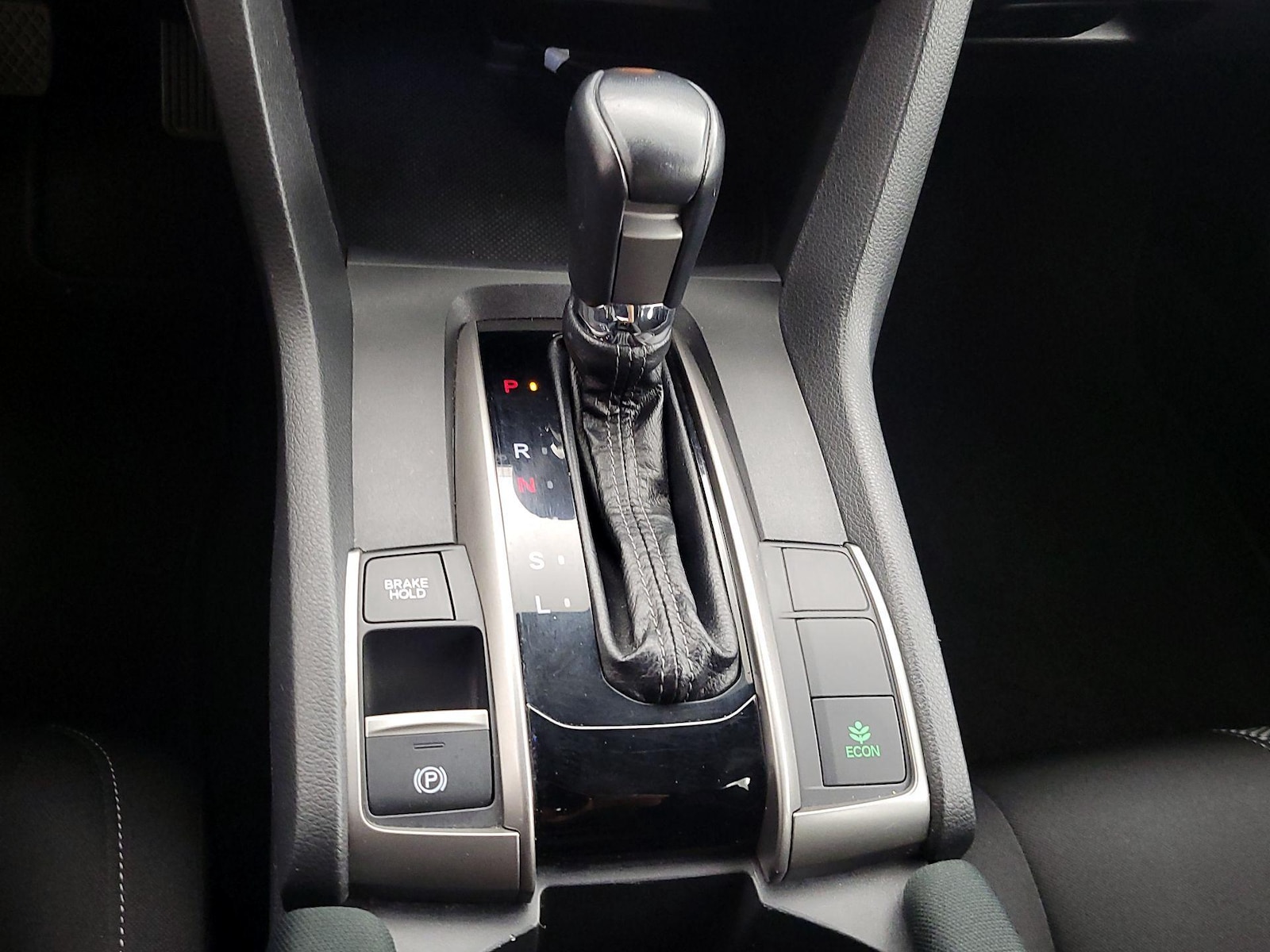 2021 Honda Civic Hatchback EX - Photo 18