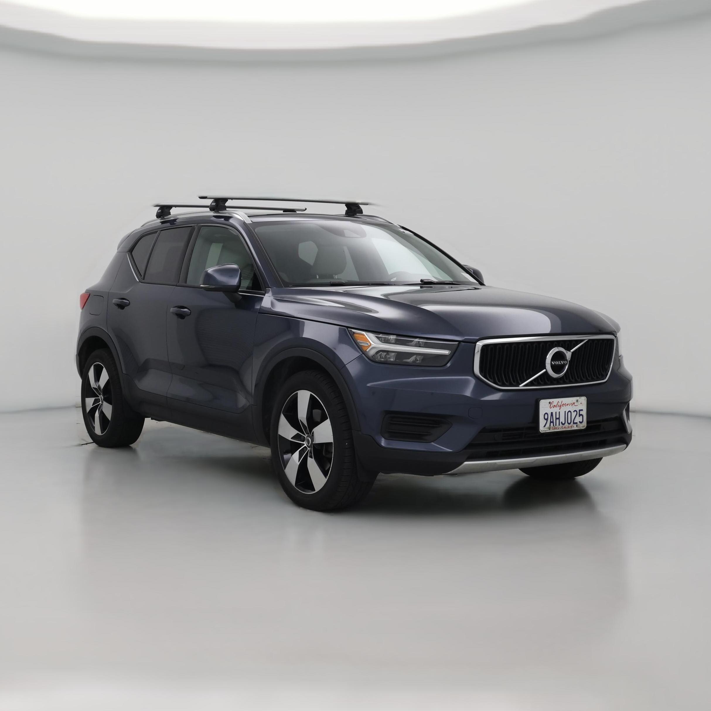 Thumbnail: 2022 Volvo XC40 - 1