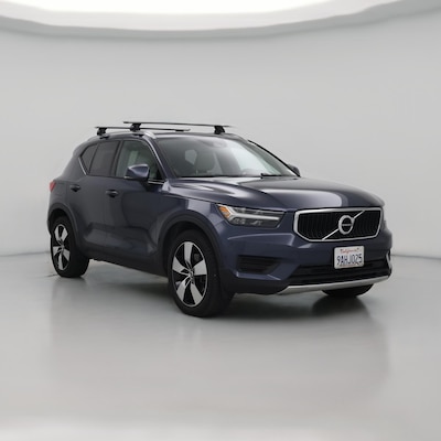 2022 Volvo XC40 T5 Momentum