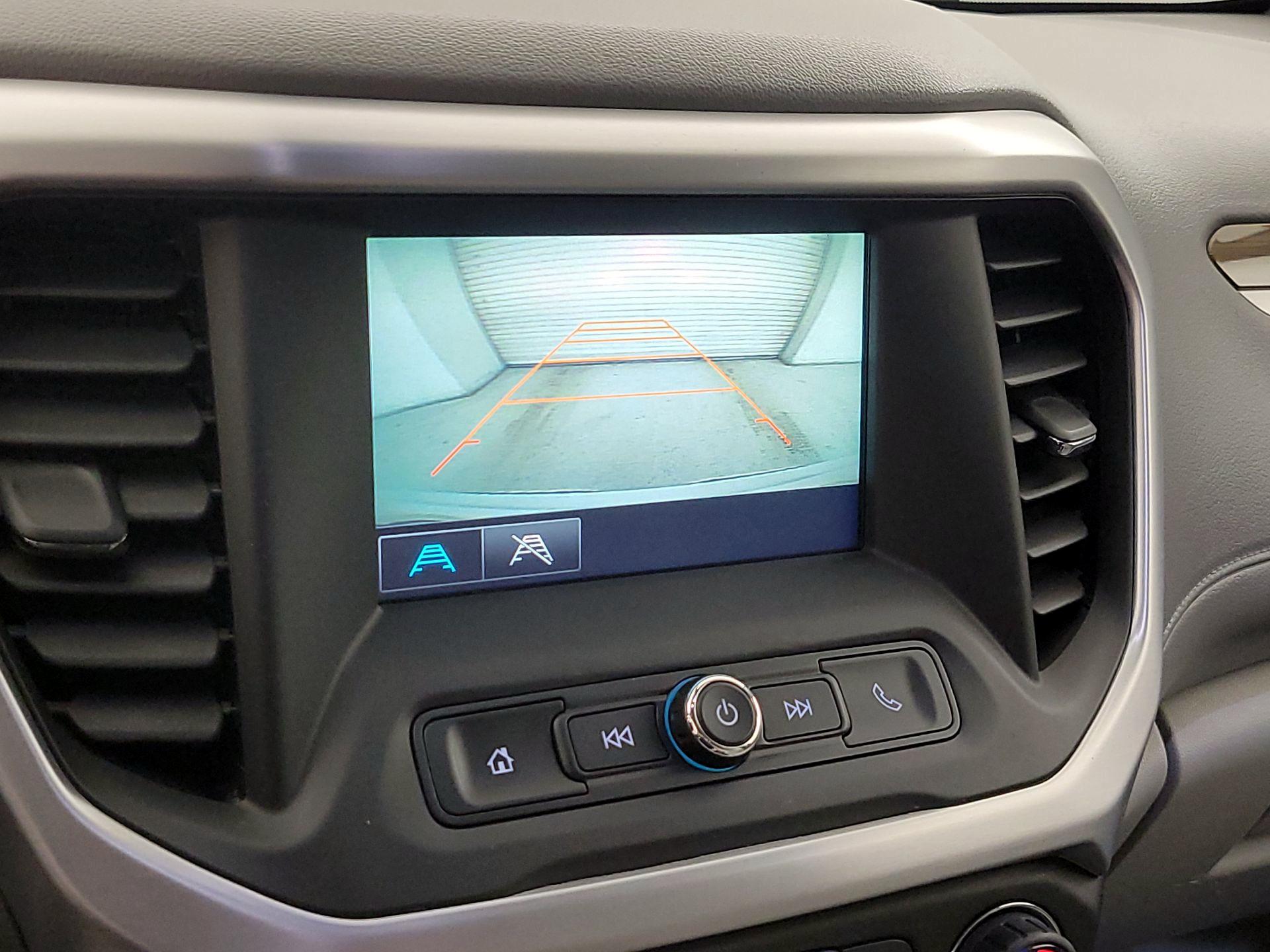 Thumbnail: 2017 GMC Acadia - 14