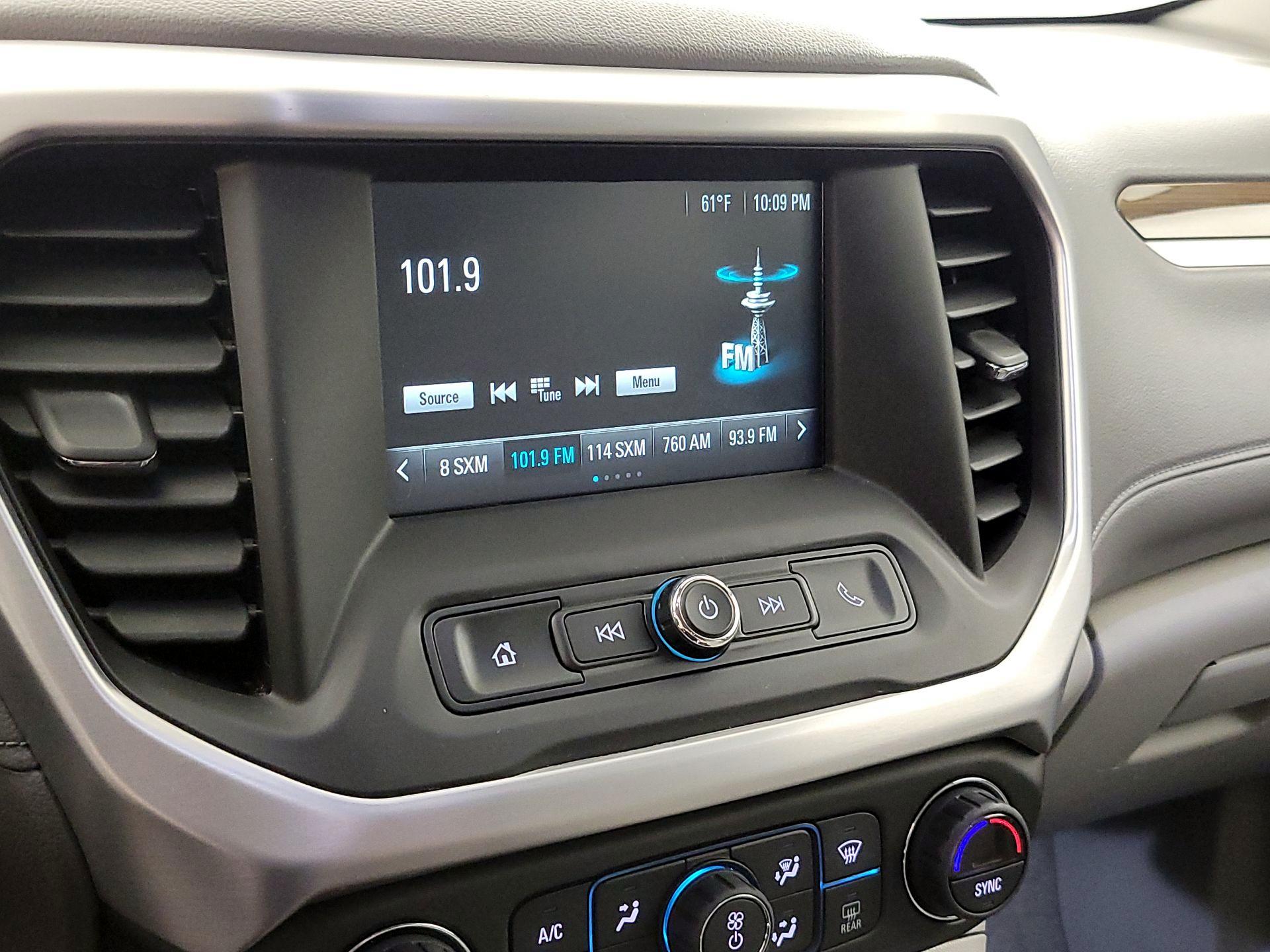 Thumbnail: 2017 GMC Acadia - 15