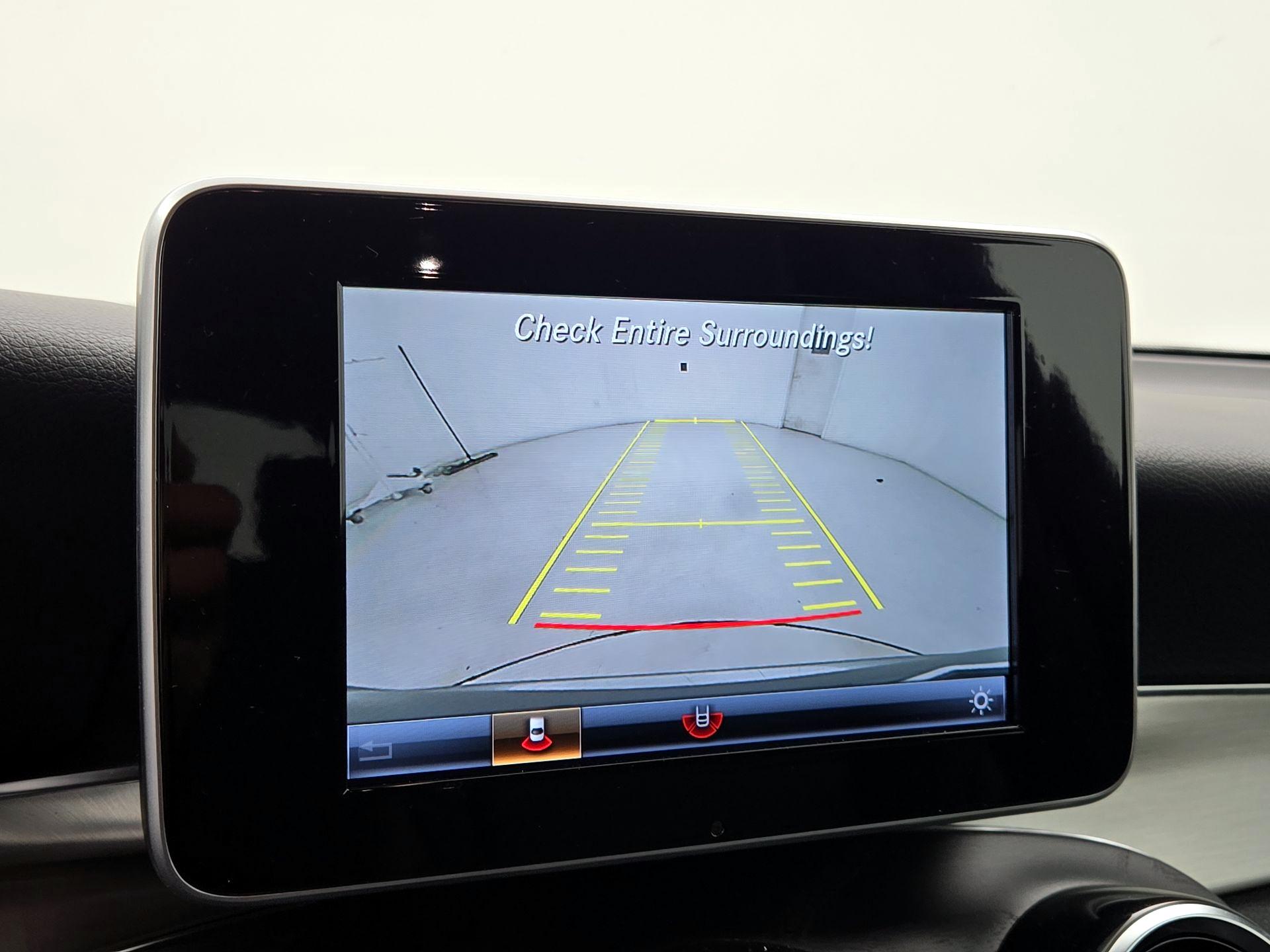 Thumbnail: 2019 Mercedes-Benz GLC - 14