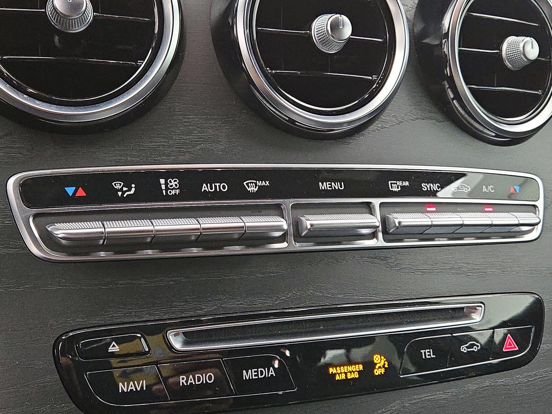 Thumbnail: 2019 Mercedes-Benz GLC - 16