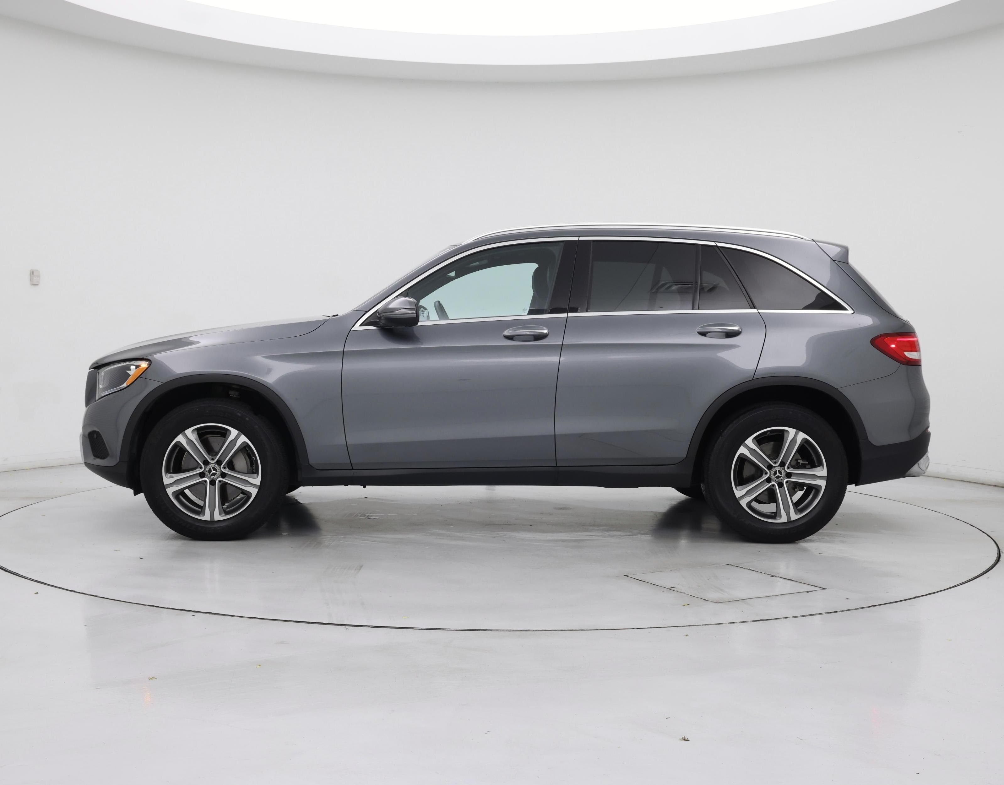 Thumbnail: 2019 Mercedes-Benz GLC - 3