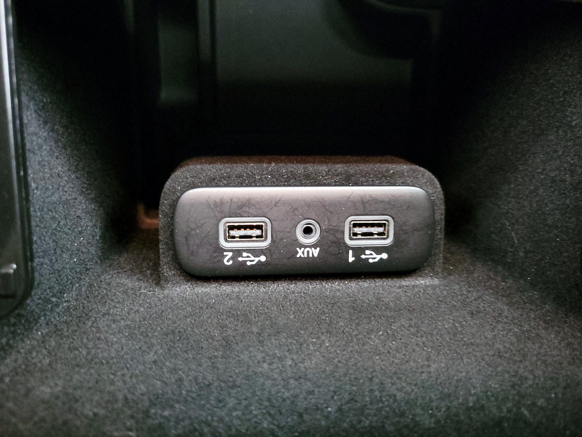 Thumbnail: 2021 Dodge Charger - 19