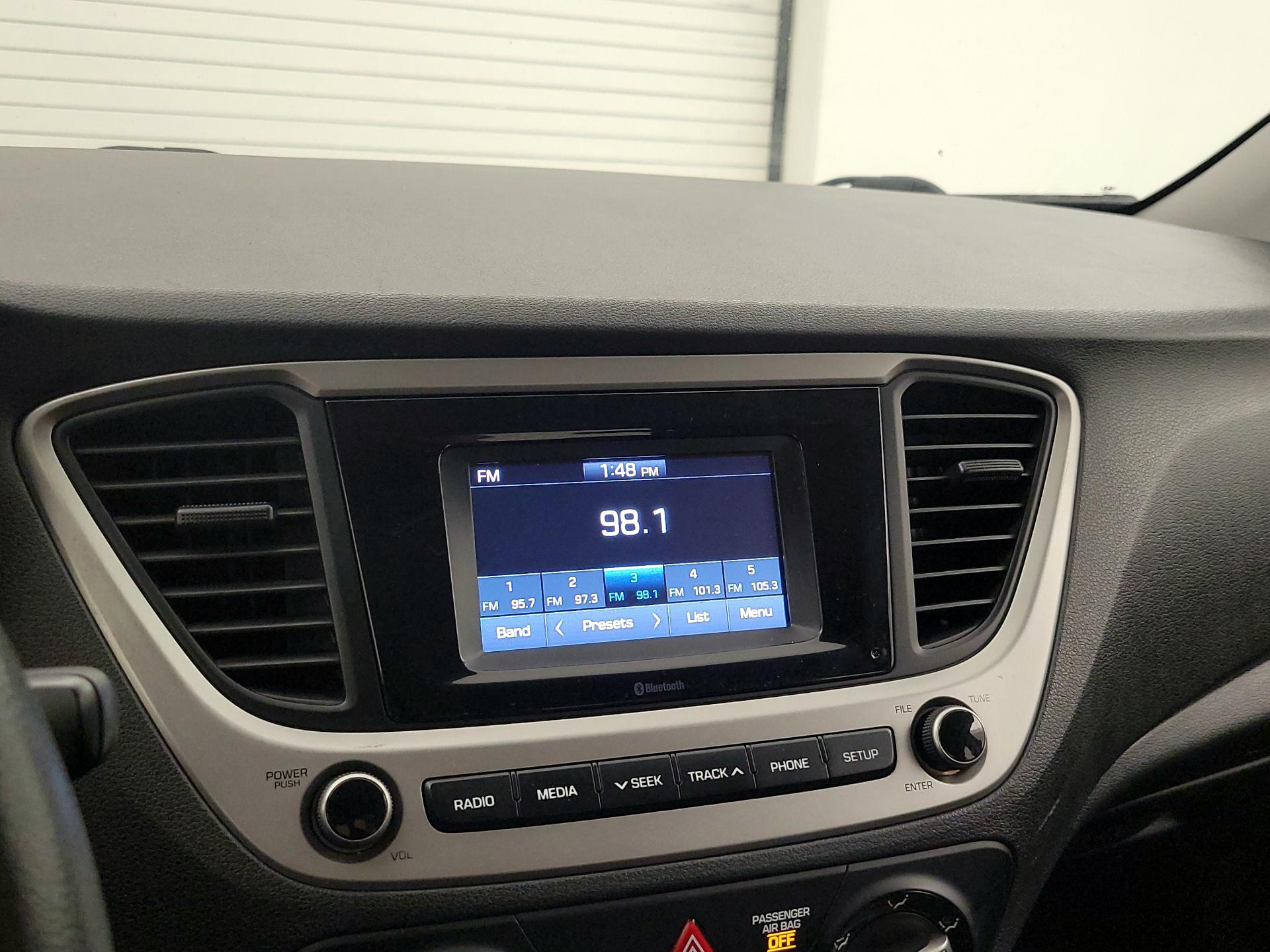 Thumbnail: 2019 Hyundai Accent - 15