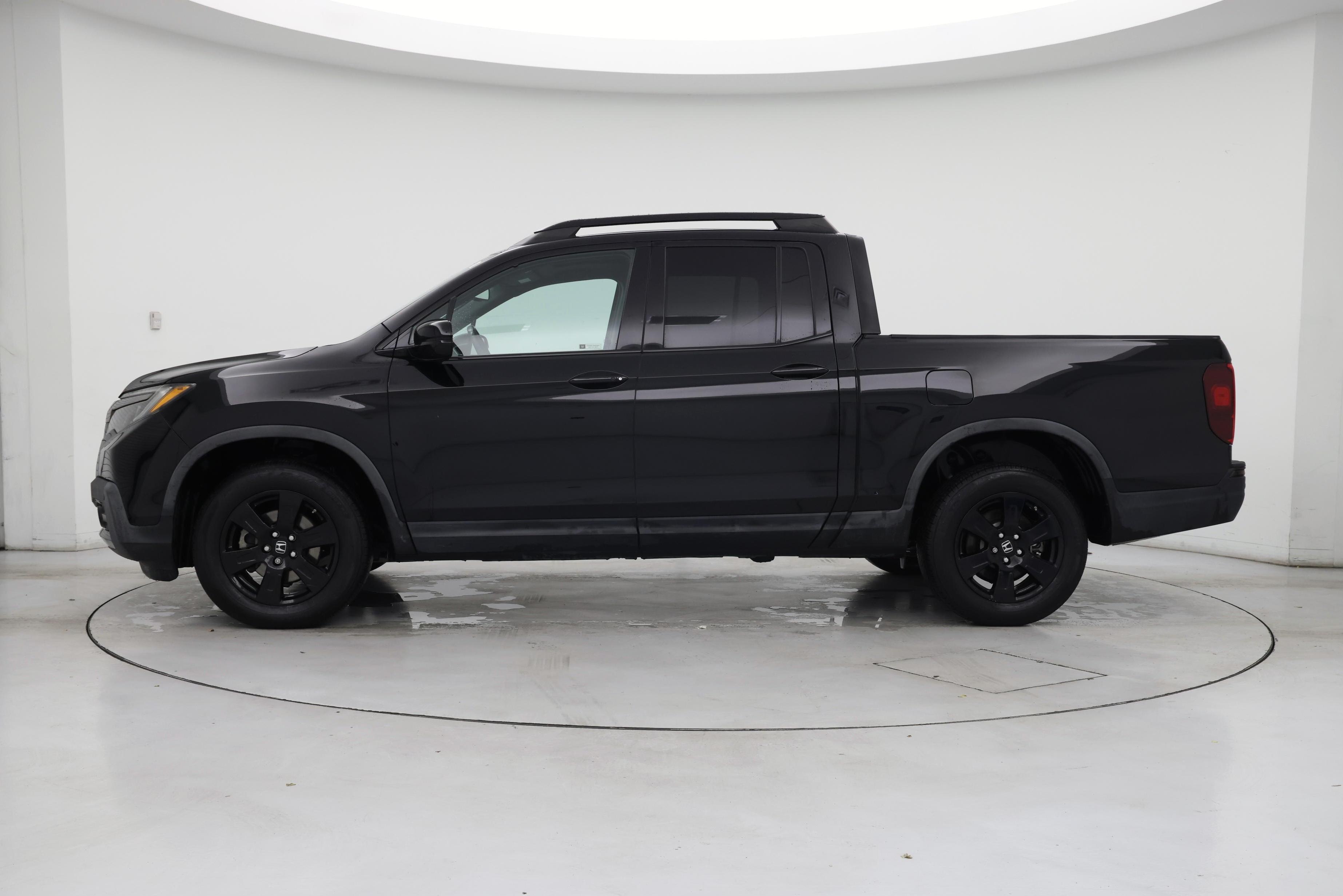 Thumbnail: 2017 Honda Ridgeline - 3