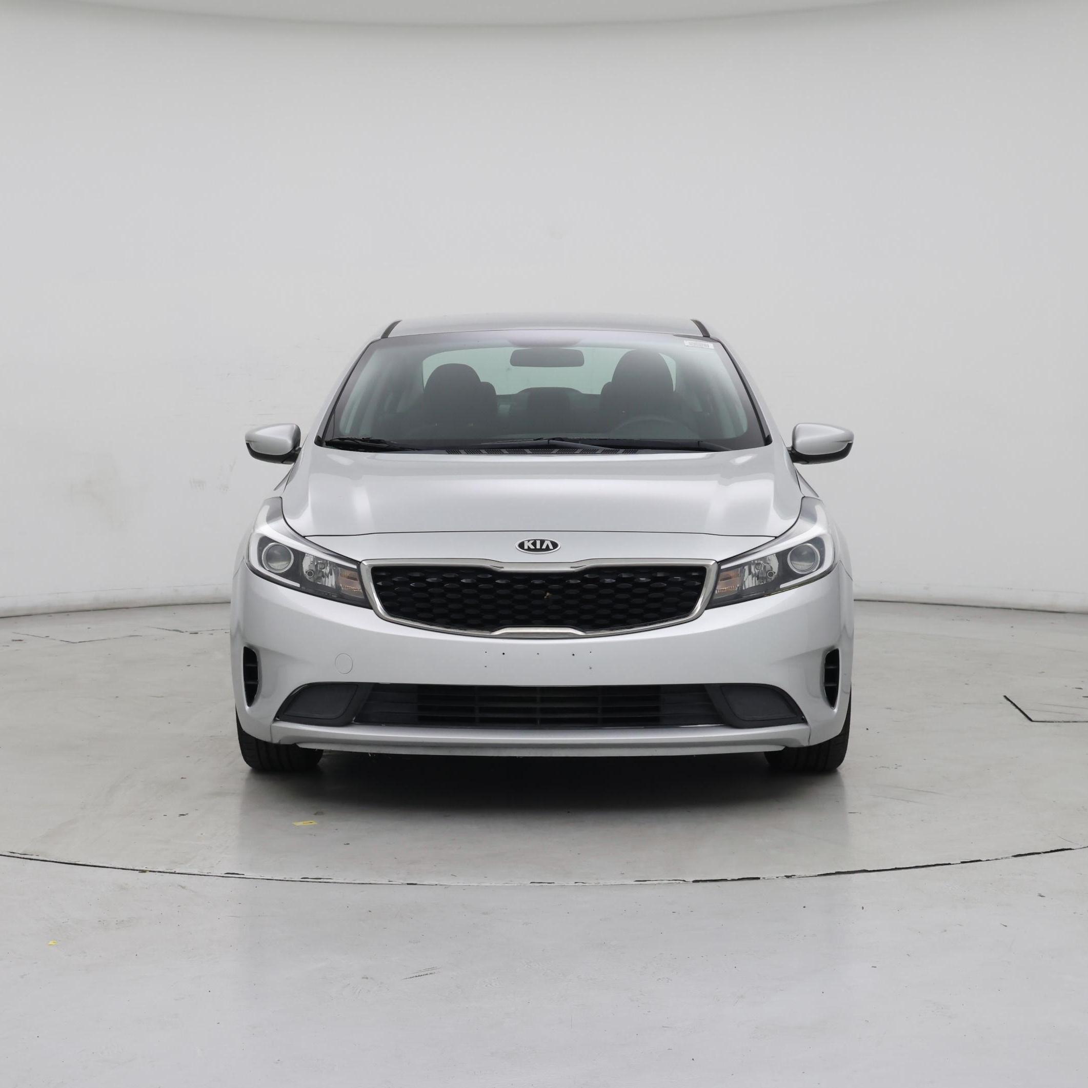 Thumbnail: 2017 Kia Forte - 5