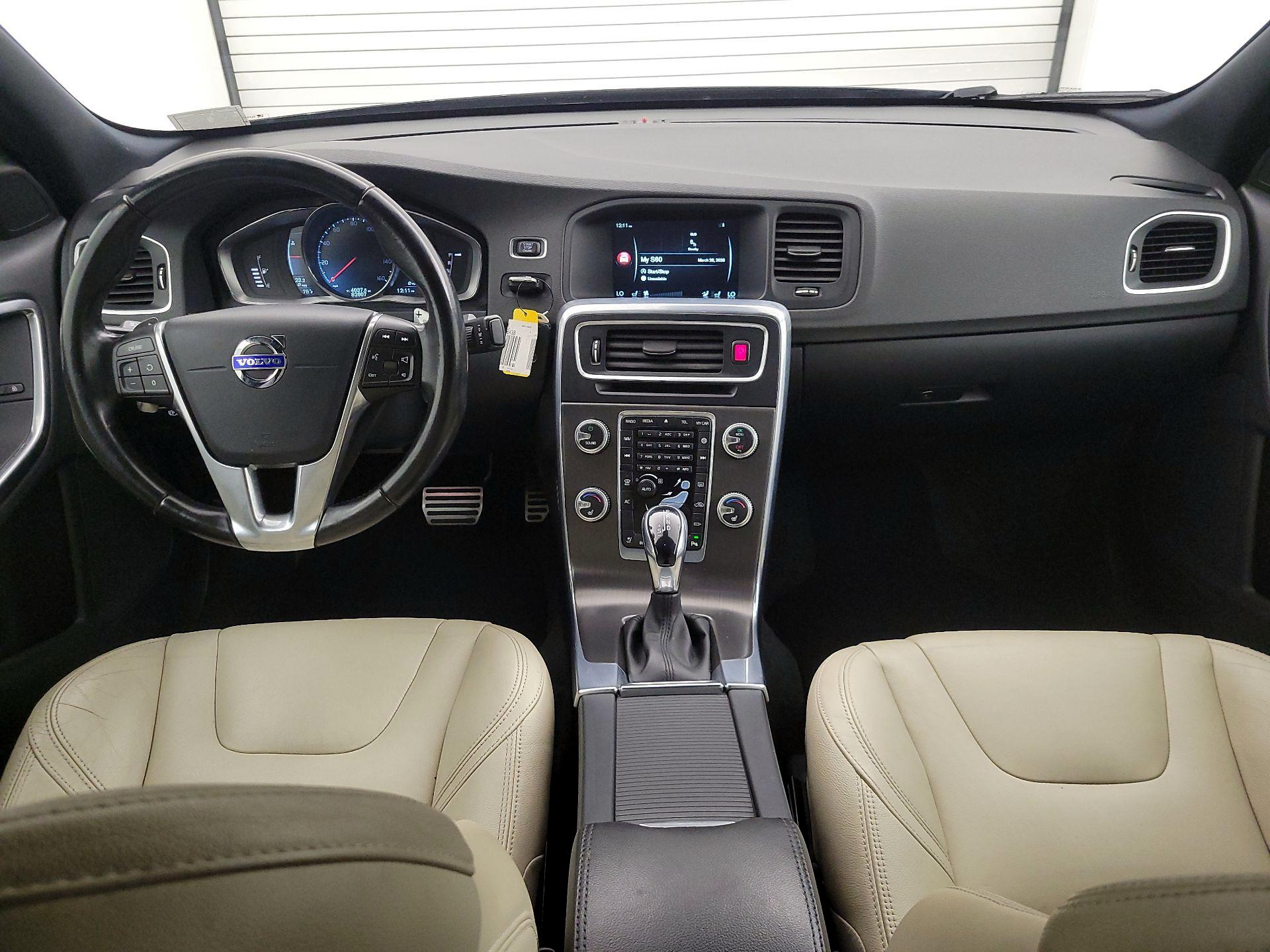 Thumbnail: 2016 Volvo S60 - 9