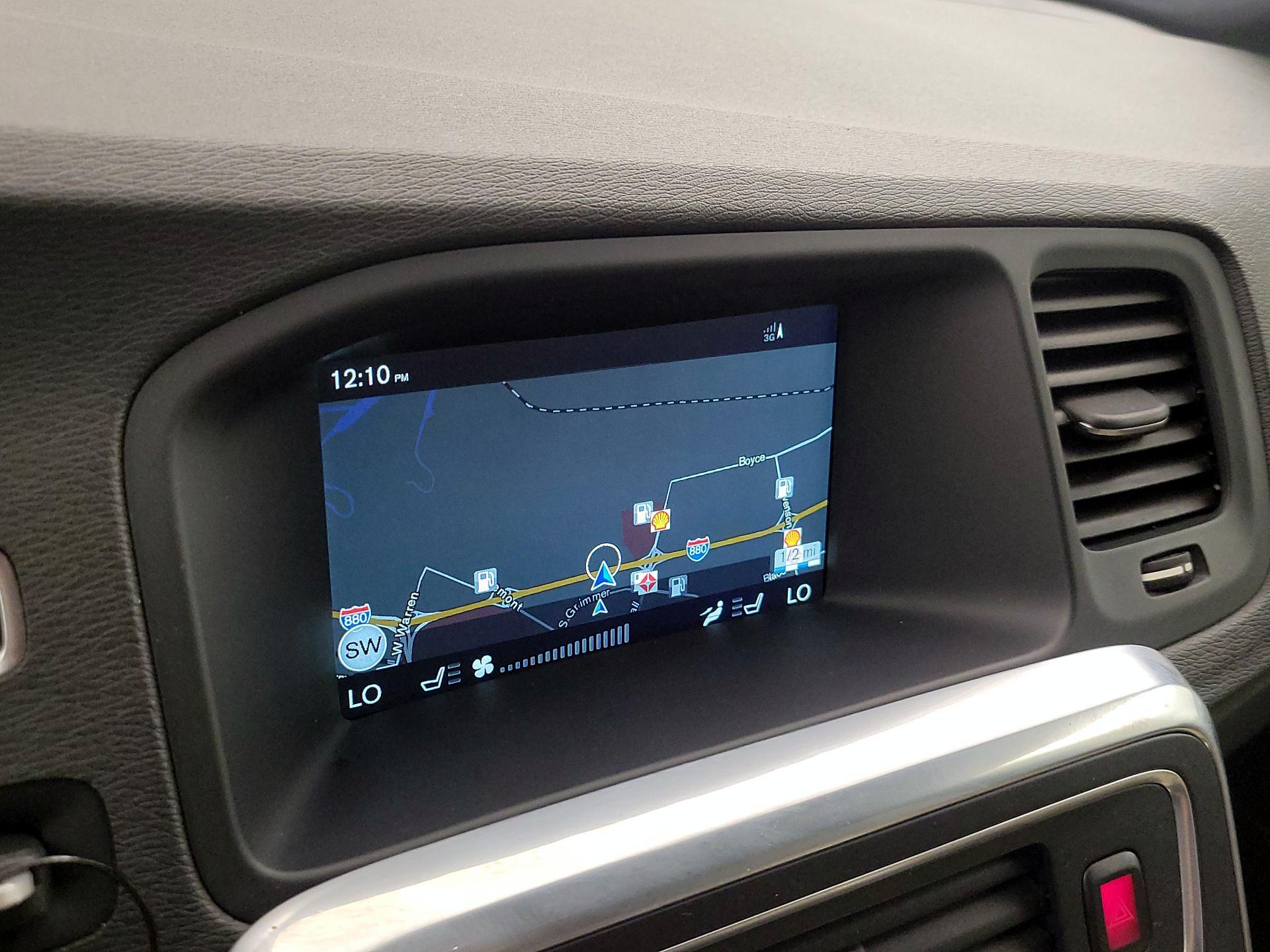 Thumbnail: 2016 Volvo S60 - 14