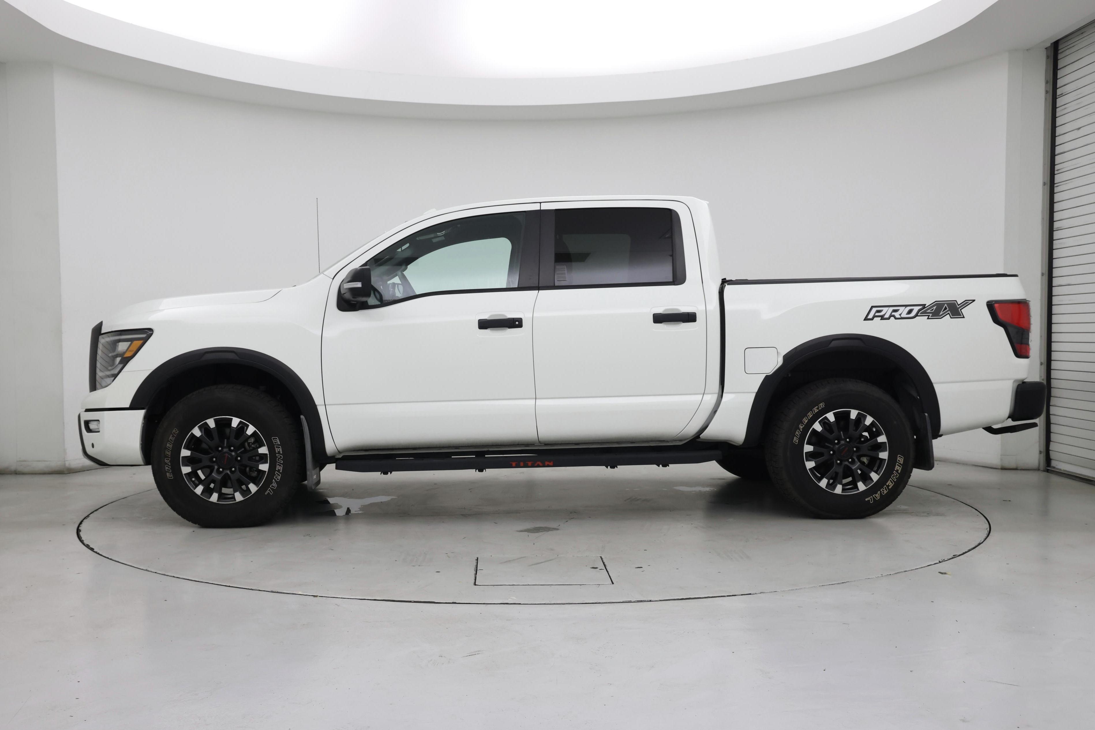 Thumbnail: 2021 Nissan Titan - 3