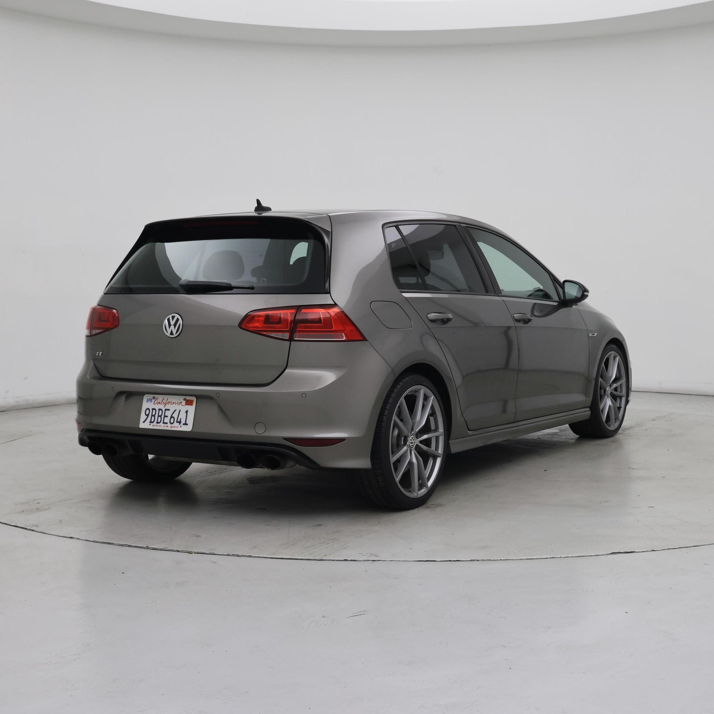 Thumbnail: 2017 Volkswagen Golf - 8